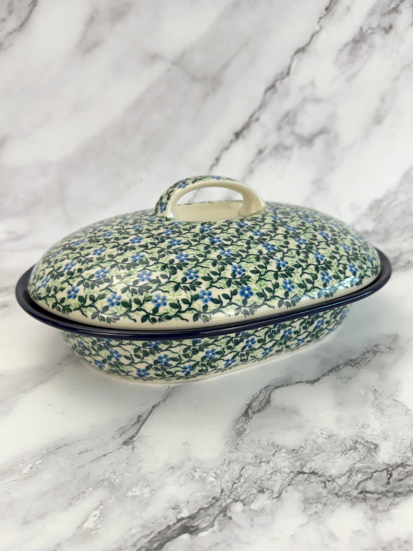 Covered Baker - Shape 617 - Pattern 2349