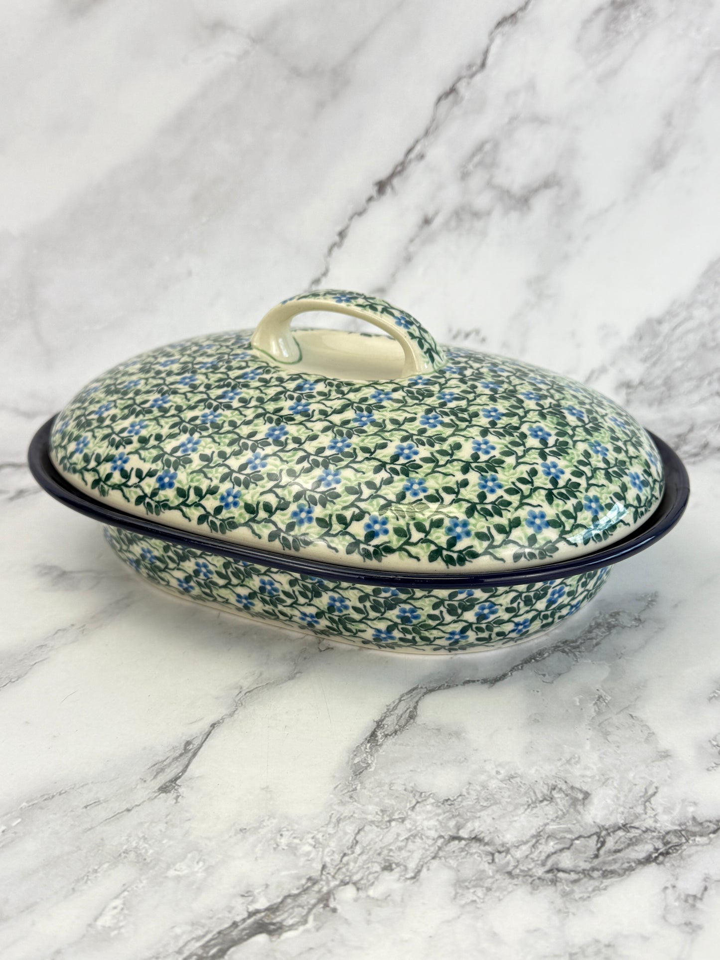 Covered Baker - Shape 617 - Pattern 2349