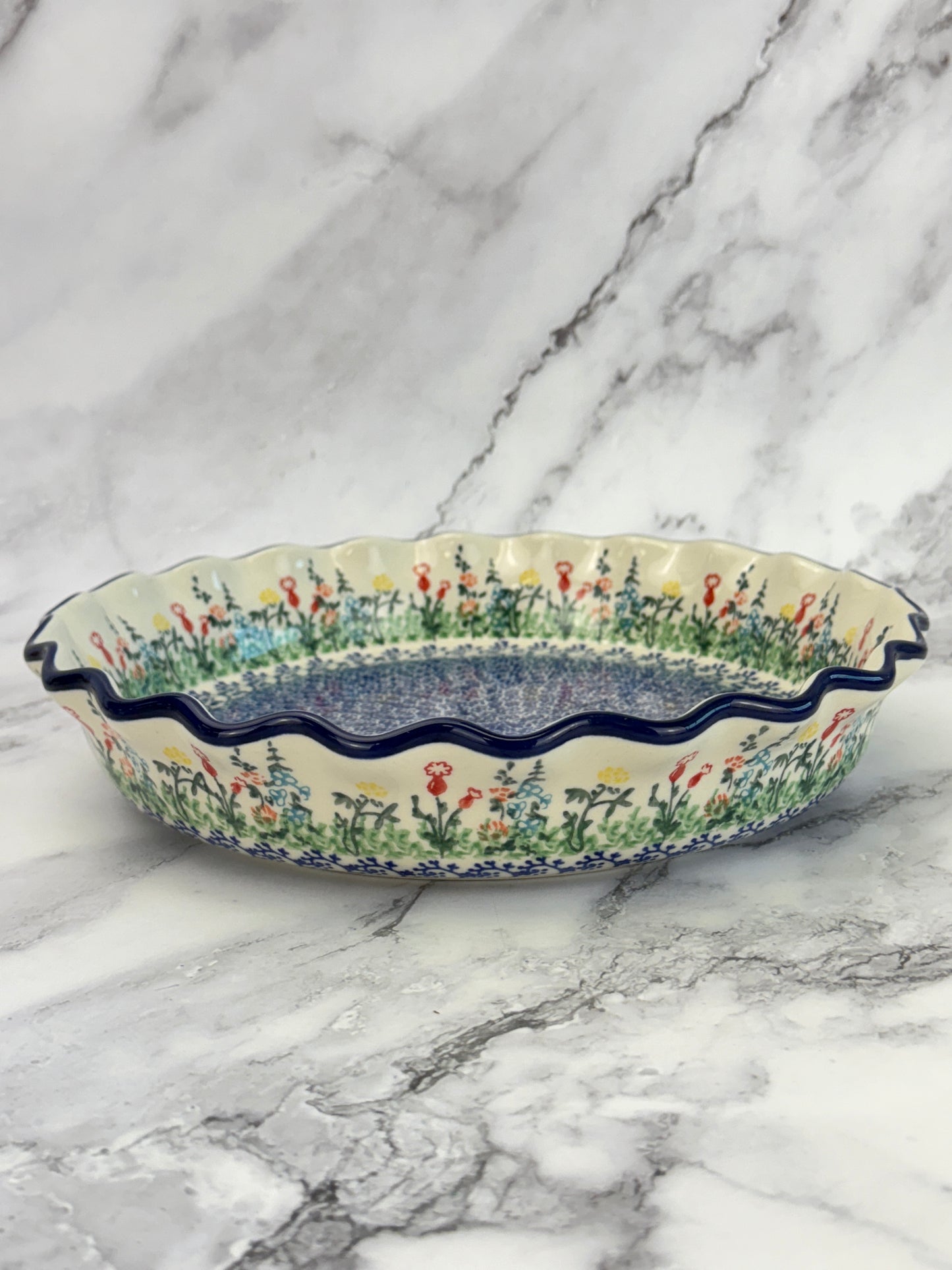 Ruffled Pie Plate / Round Baker  - Shape 636 - Pattern 3230