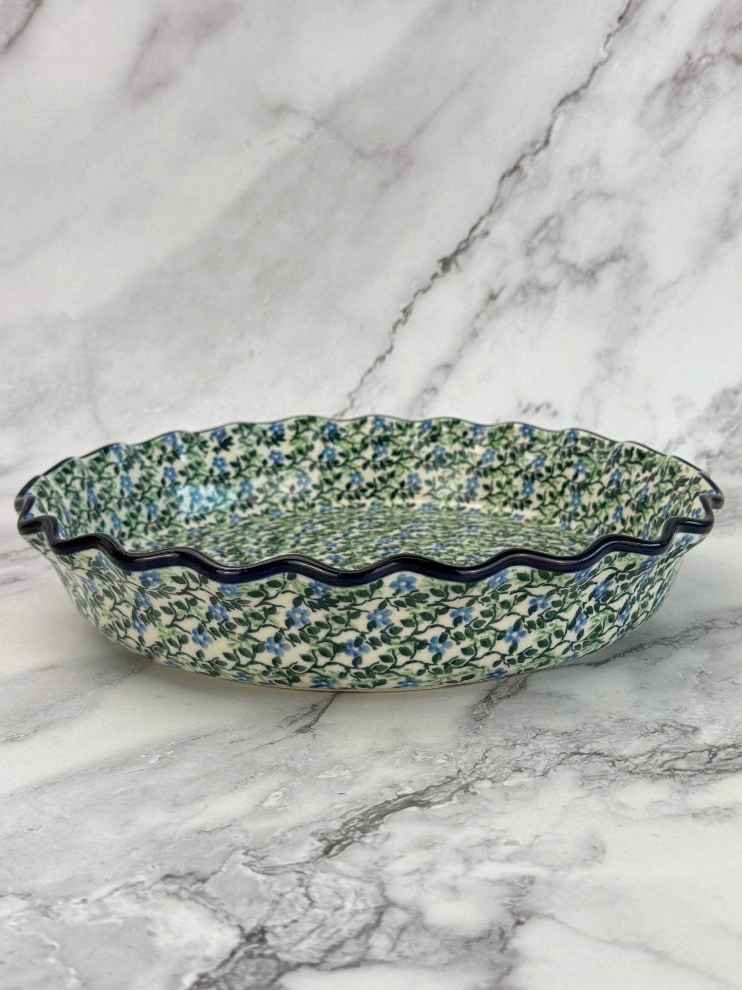 Ruffled Pie Plate / Round Baker  - Shape 636 - Pattern 2349