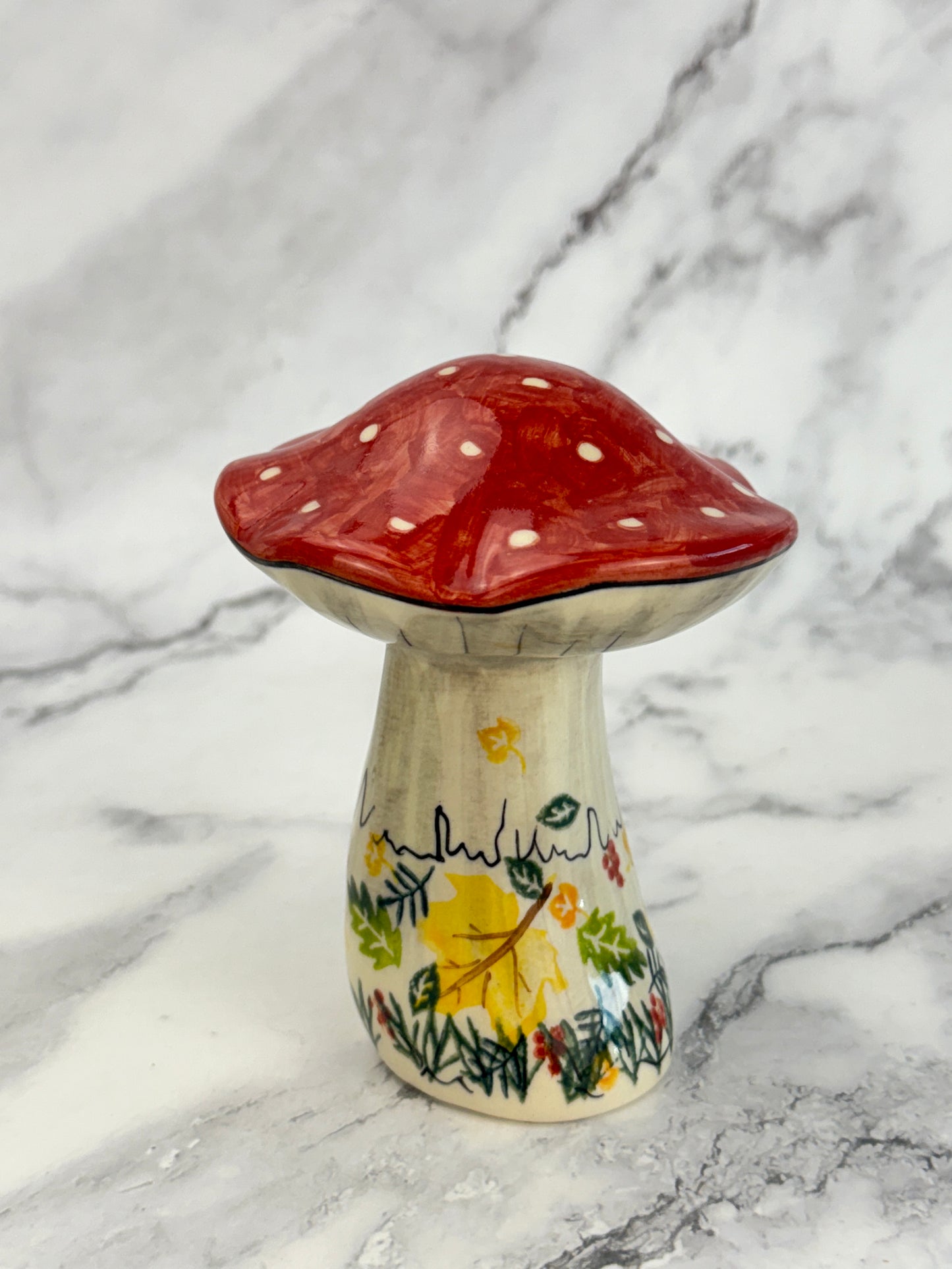 Vena Mushroom Figurine - Large