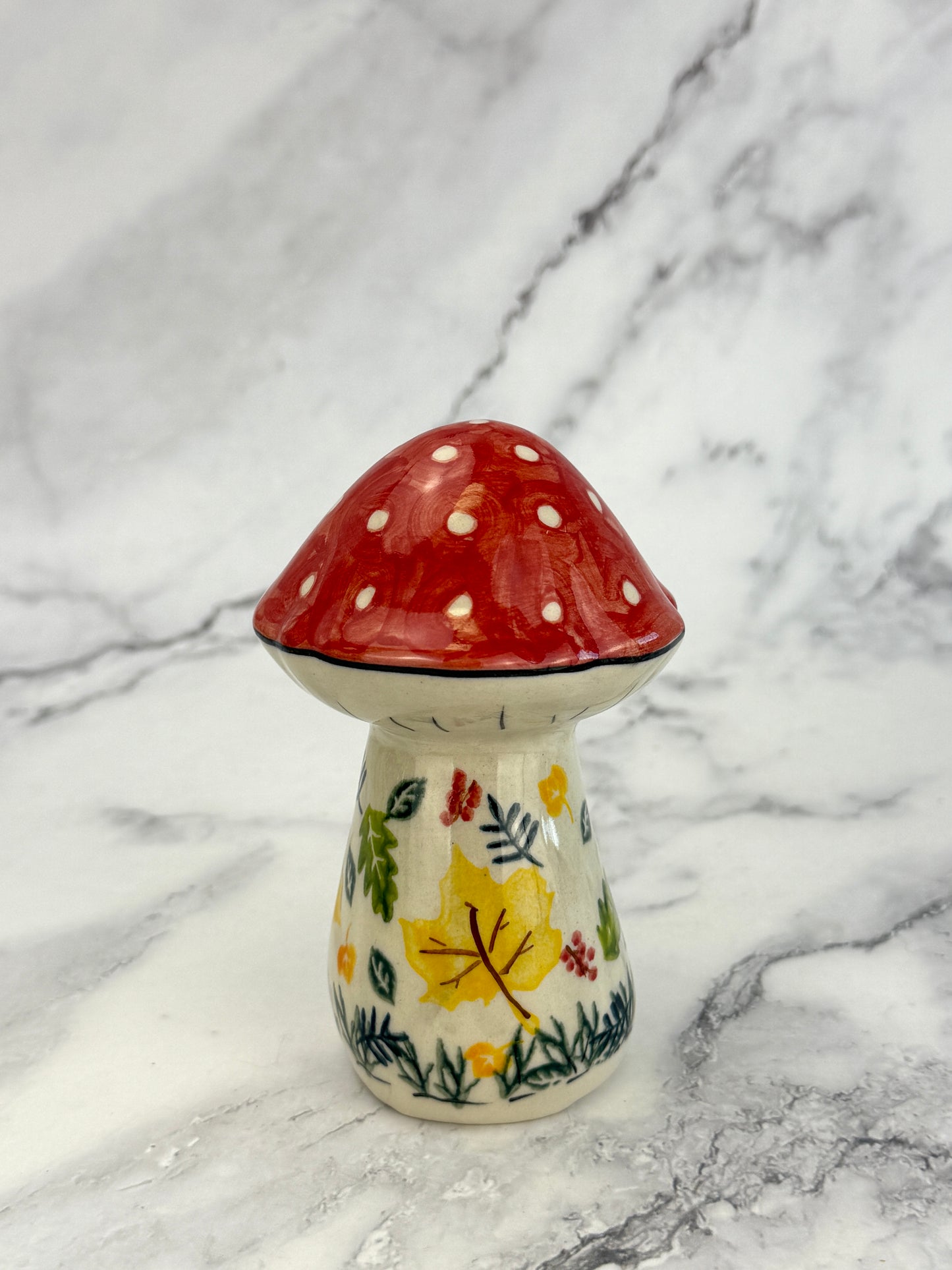 Vena Mushroom Figurine - Medium