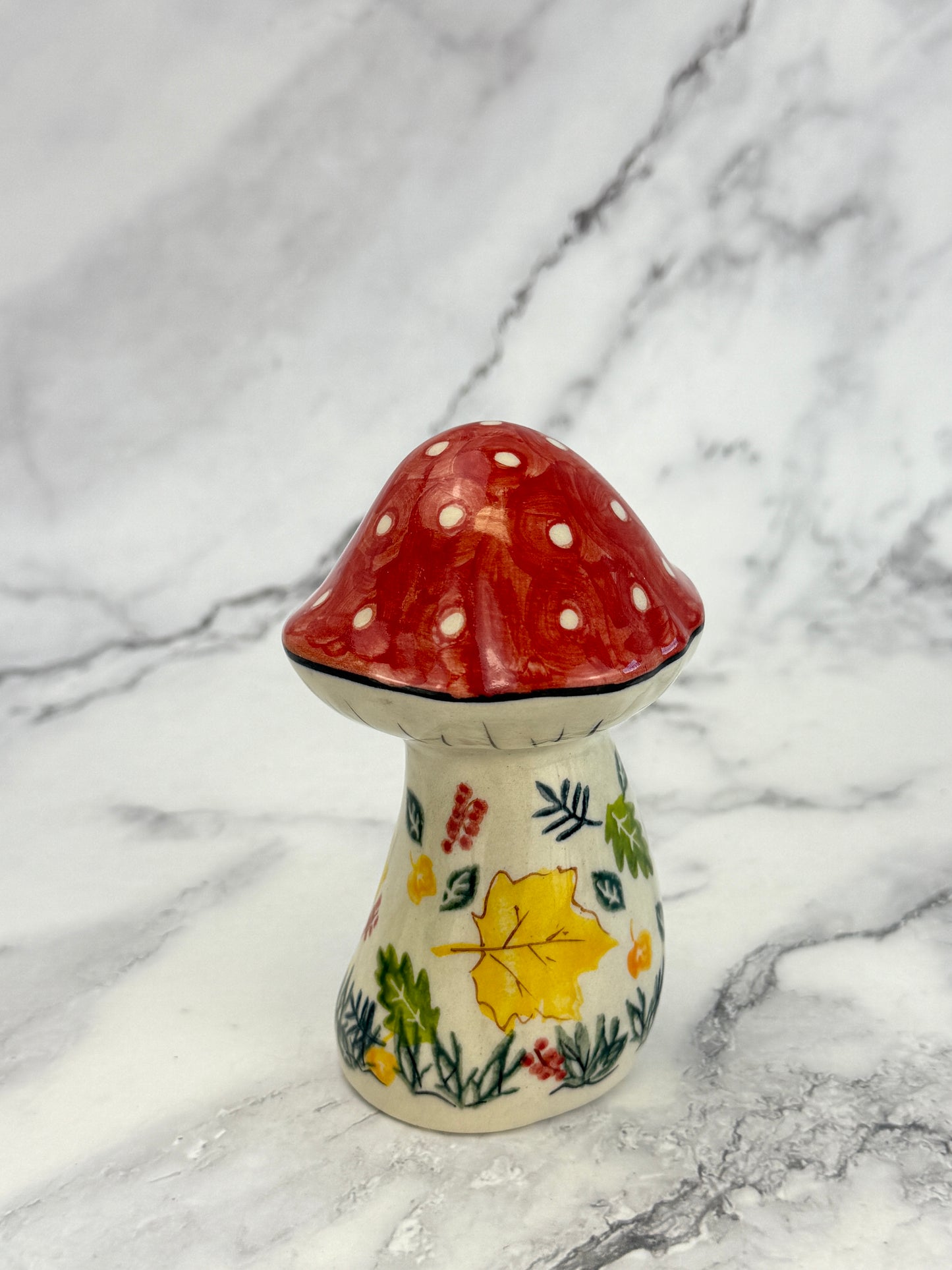 Vena Mushroom Figurine - Medium