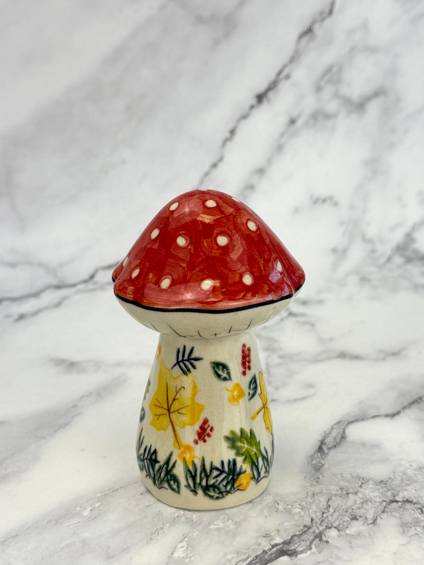 Vena Mushroom Figurine - Medium