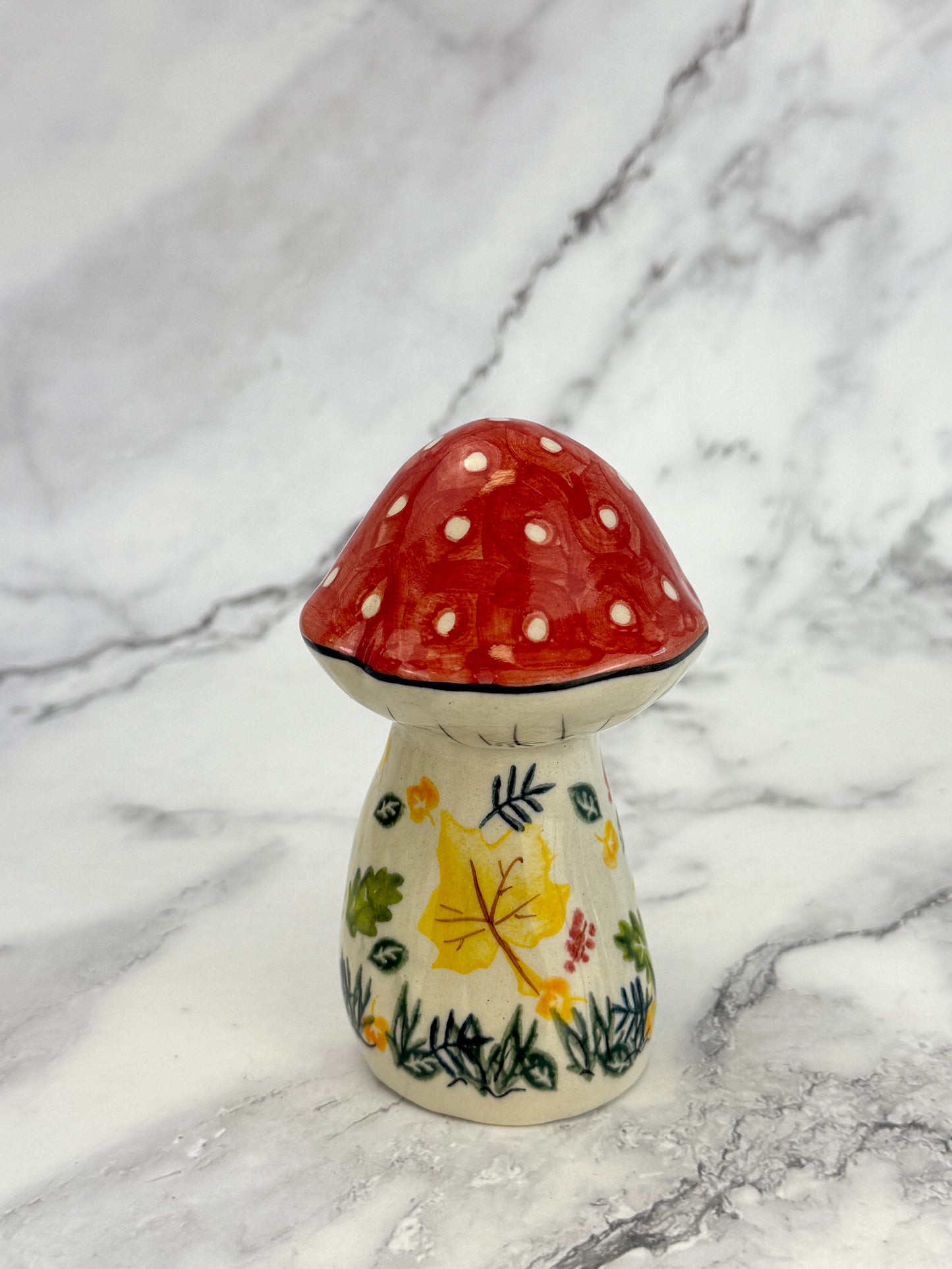 Vena Mushroom Figurine - Medium