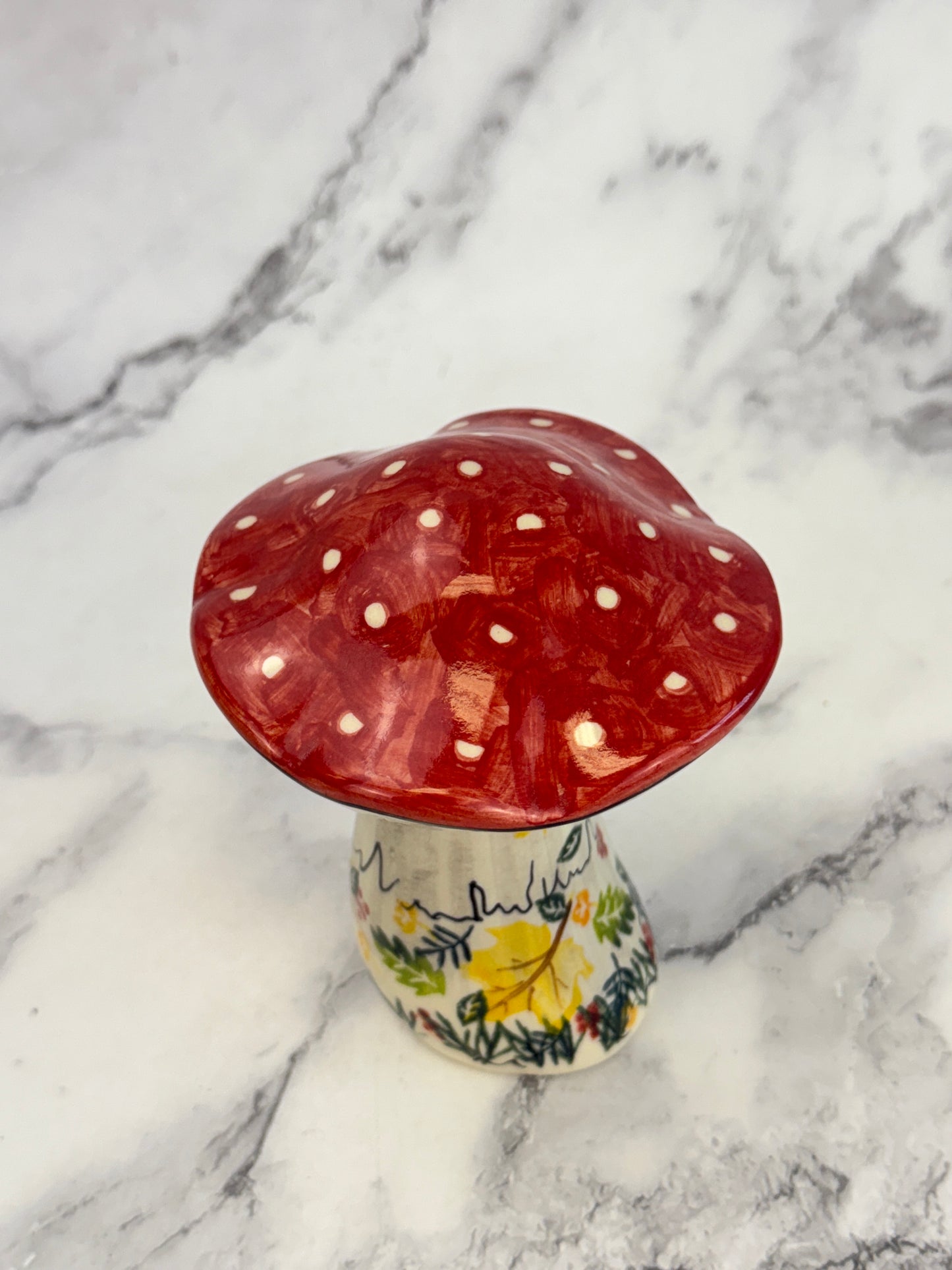 Vena Mushroom Figurine - Large