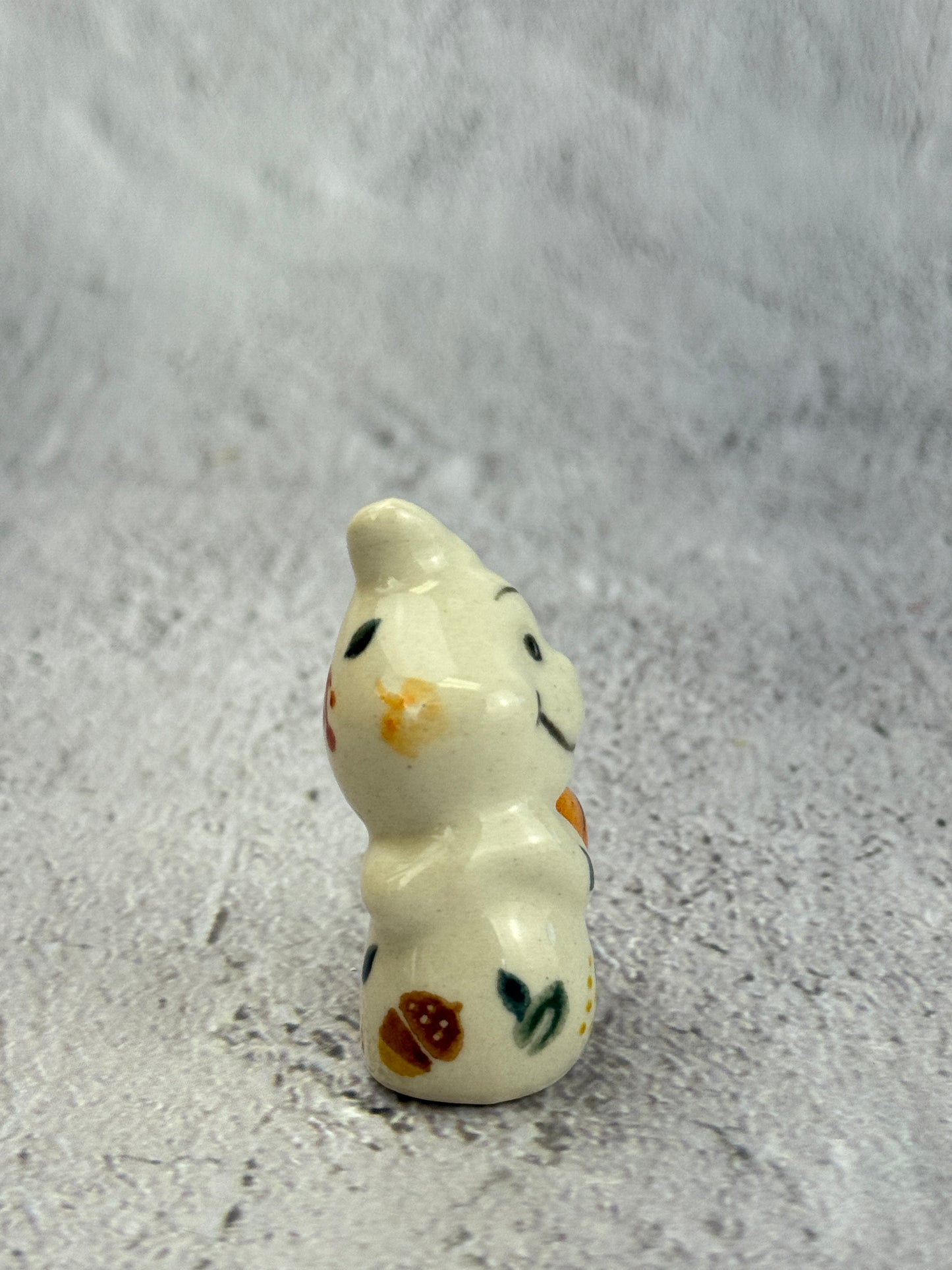 Vena Mini Ghost - Shape V616 - Acorn