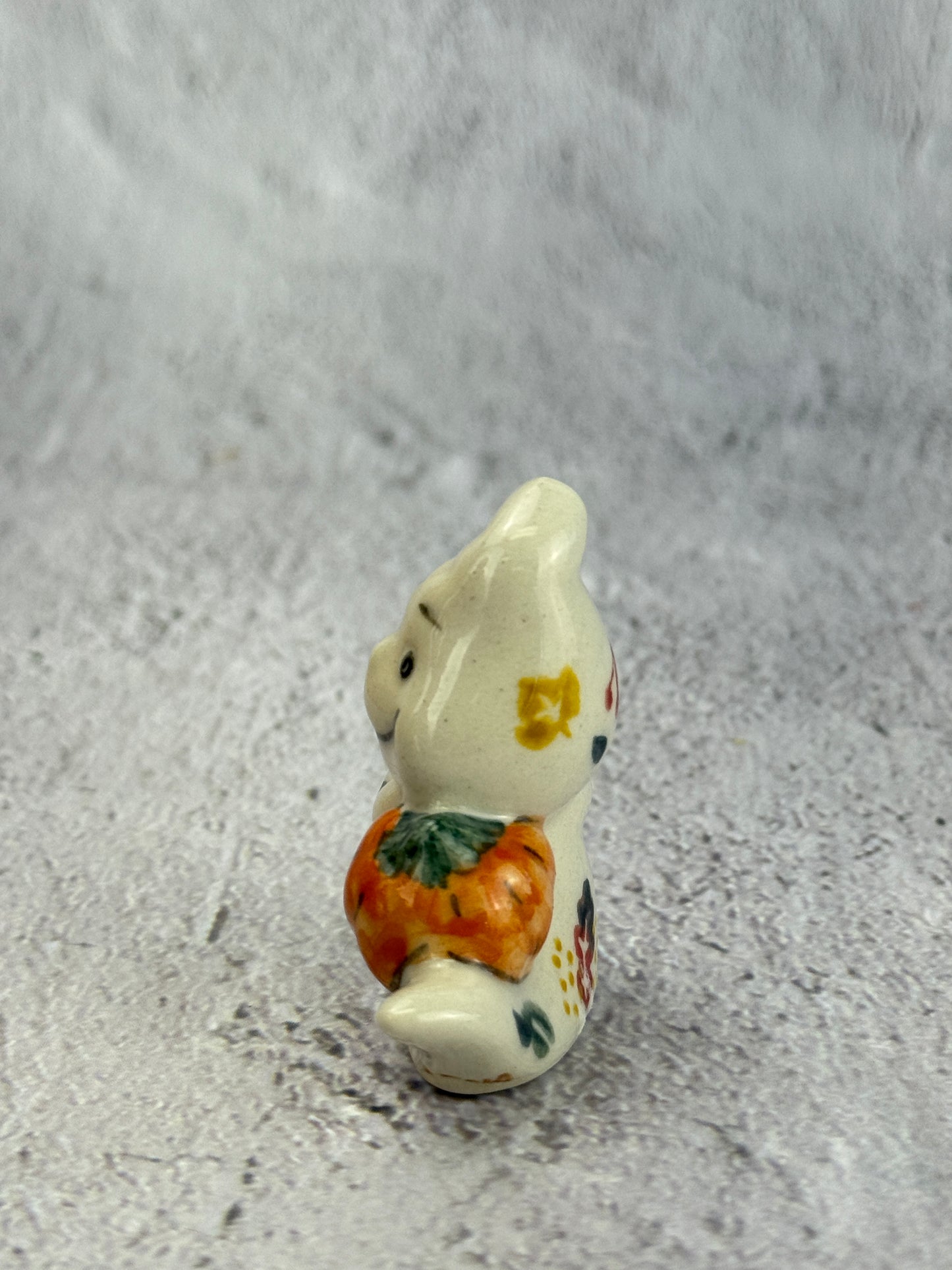 Vena Mini Ghost - Shape V616 - Acorn