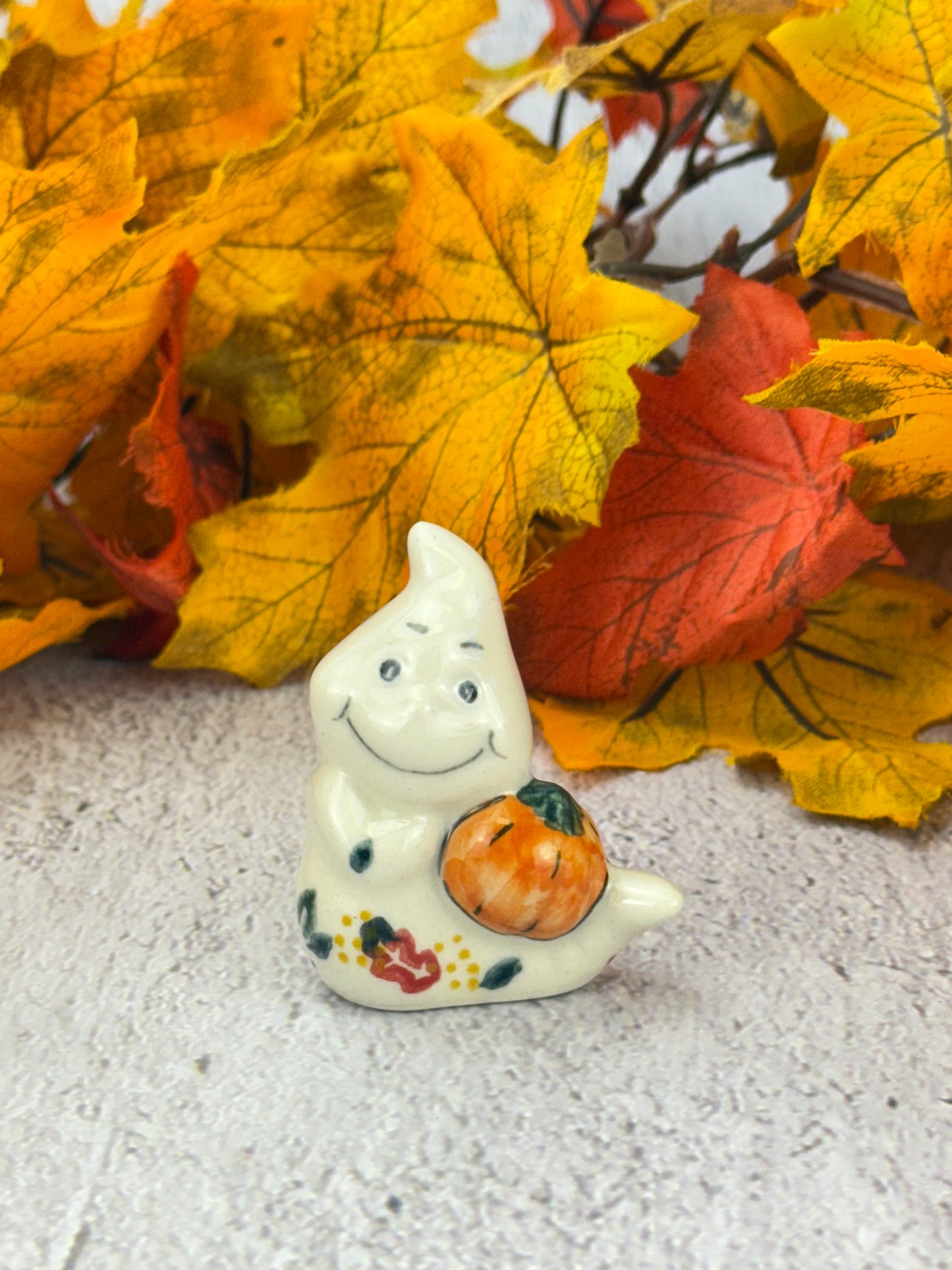 Vena Mini Ghost - Shape V616 - Acorn