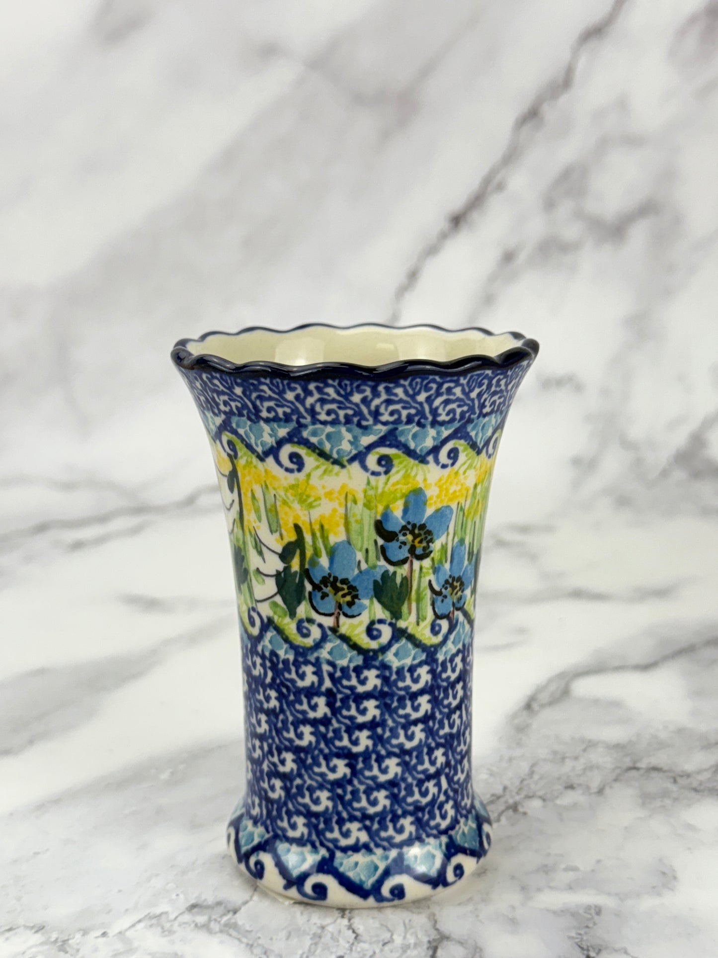 Ruffled Unikat Bud Vase - Shape 127 - Pattern U5071