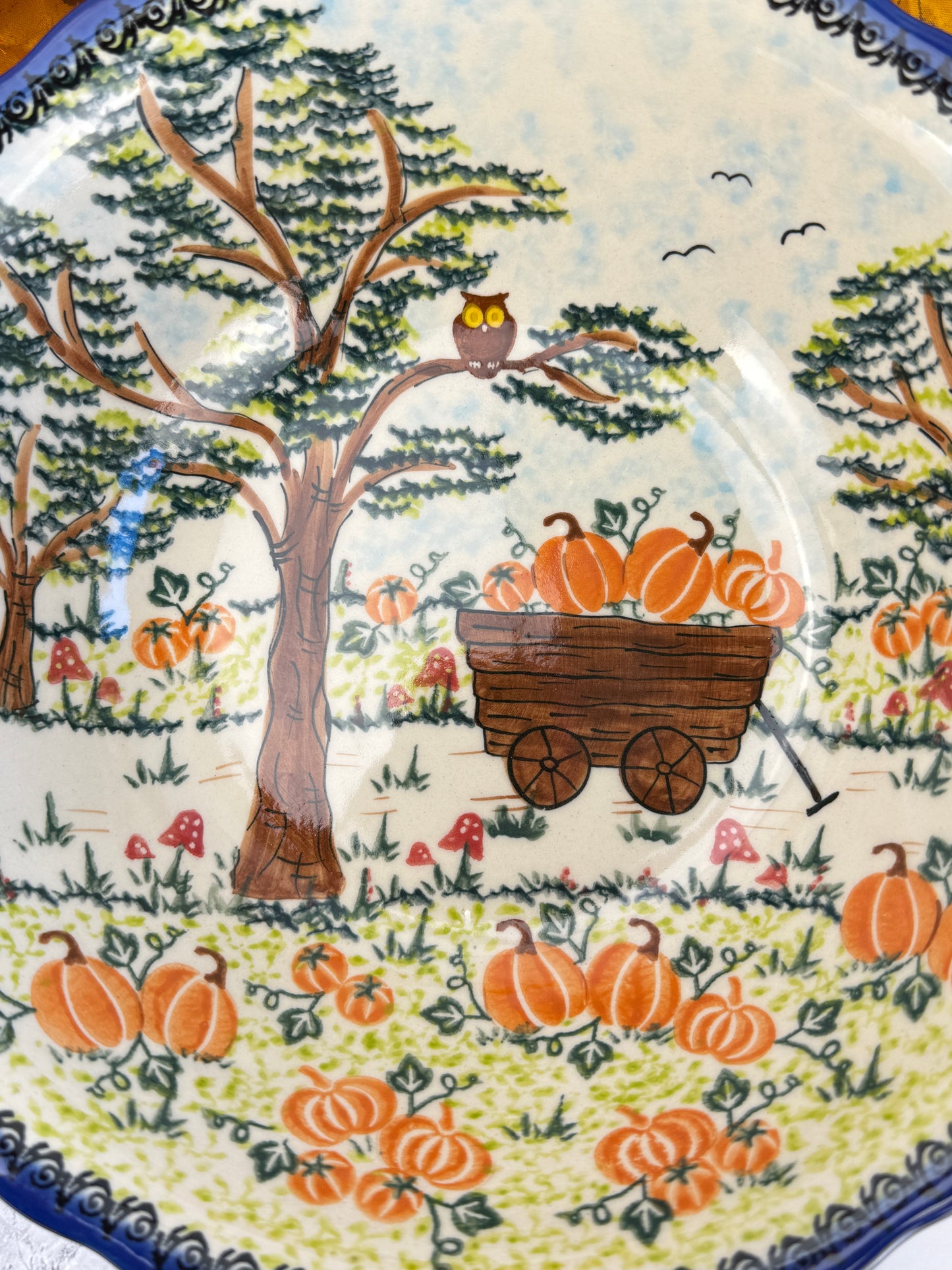 Vena Unikat Large Ruffled Bowl - Shape V204 - Pumpkin A1-606