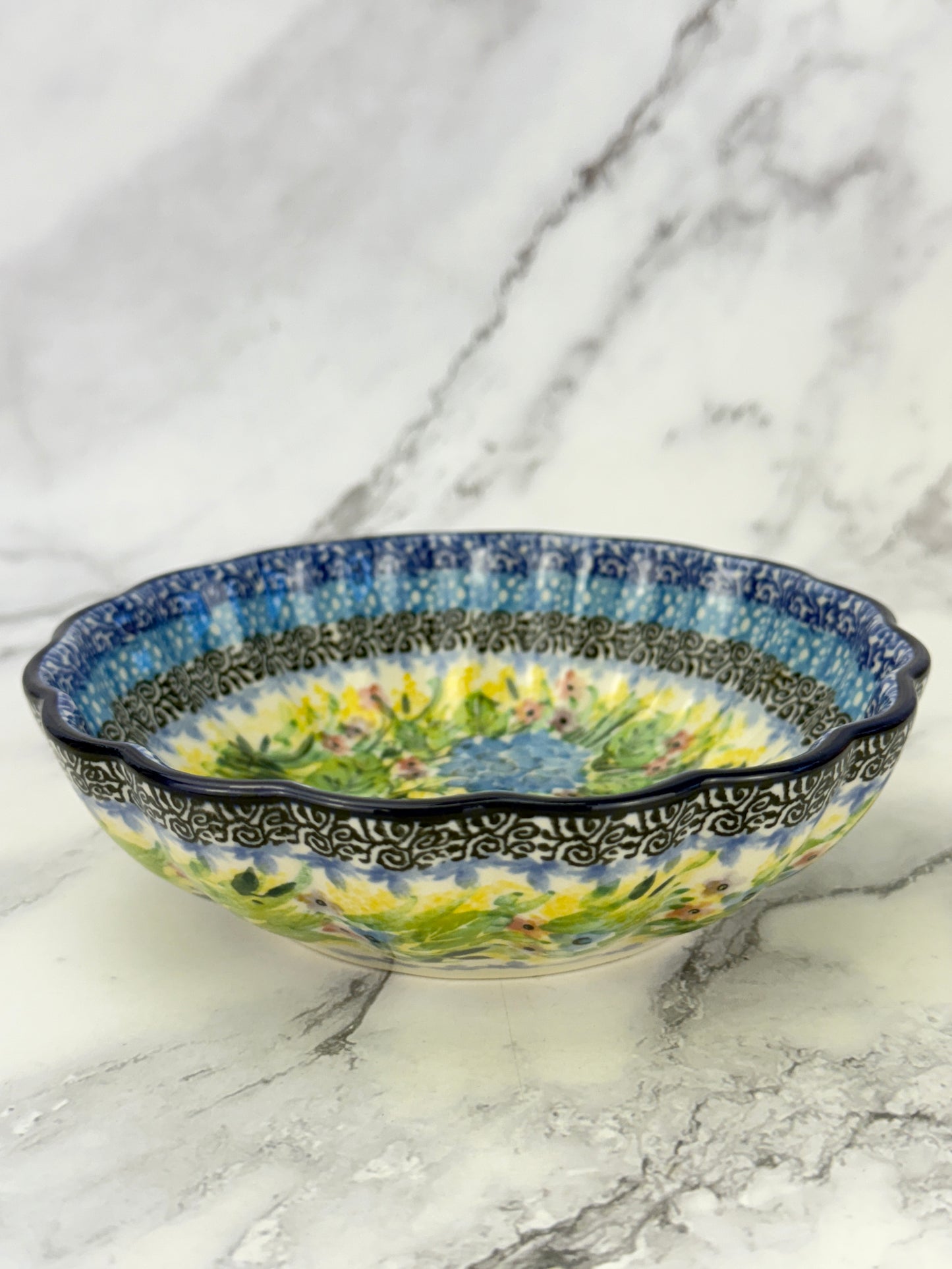 Unikat Ruffled Bowl - Shape 448 - Pattern U5048