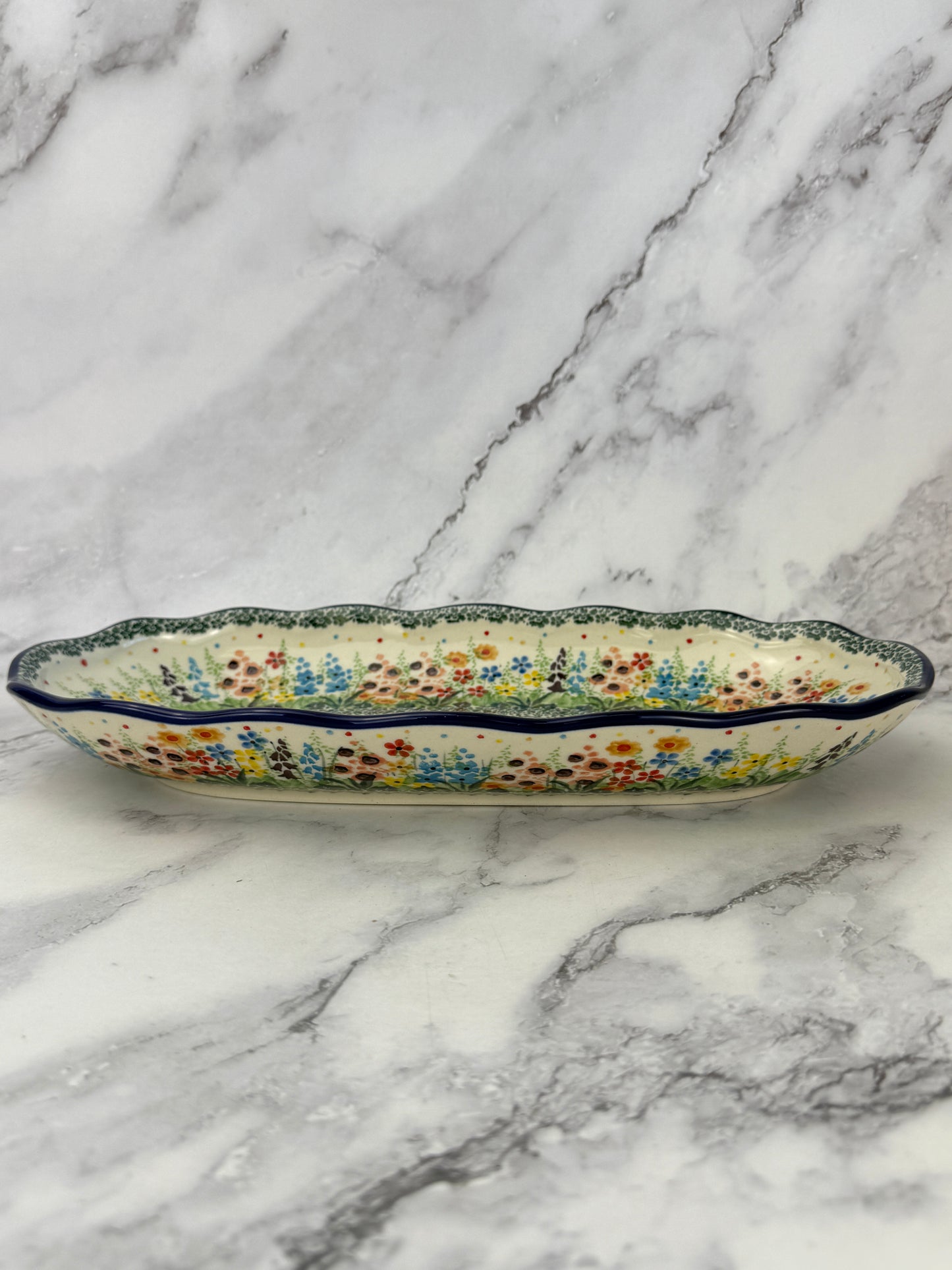 Scalloped Unikat Tray - Shape A42 - Pattern U4875