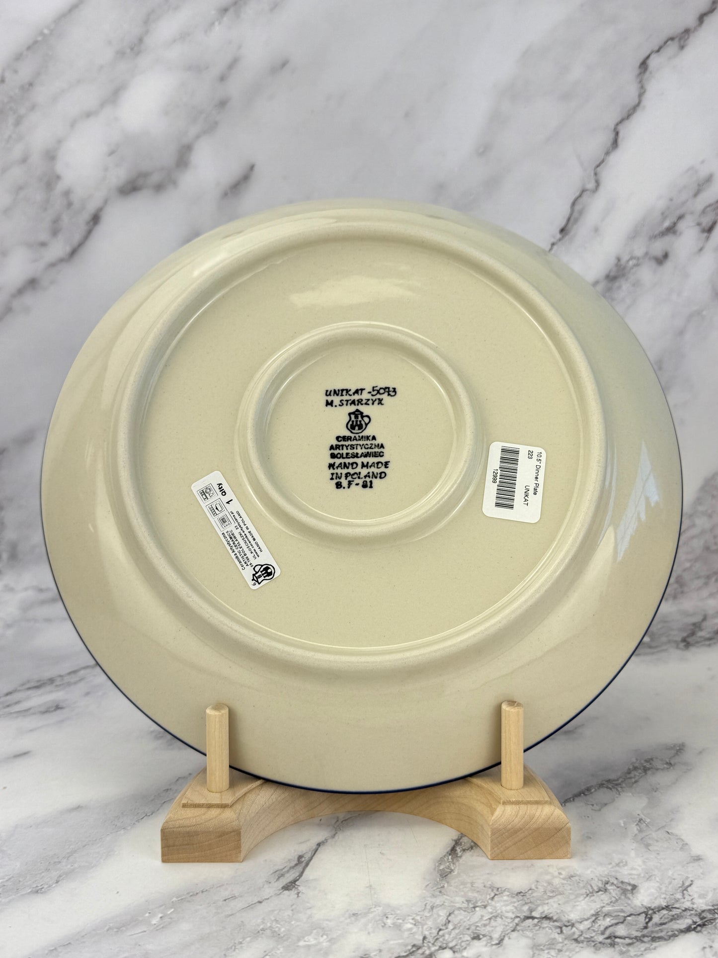 10.5" Unikat Dinner Plate - Shape 223 - Pattern U5073