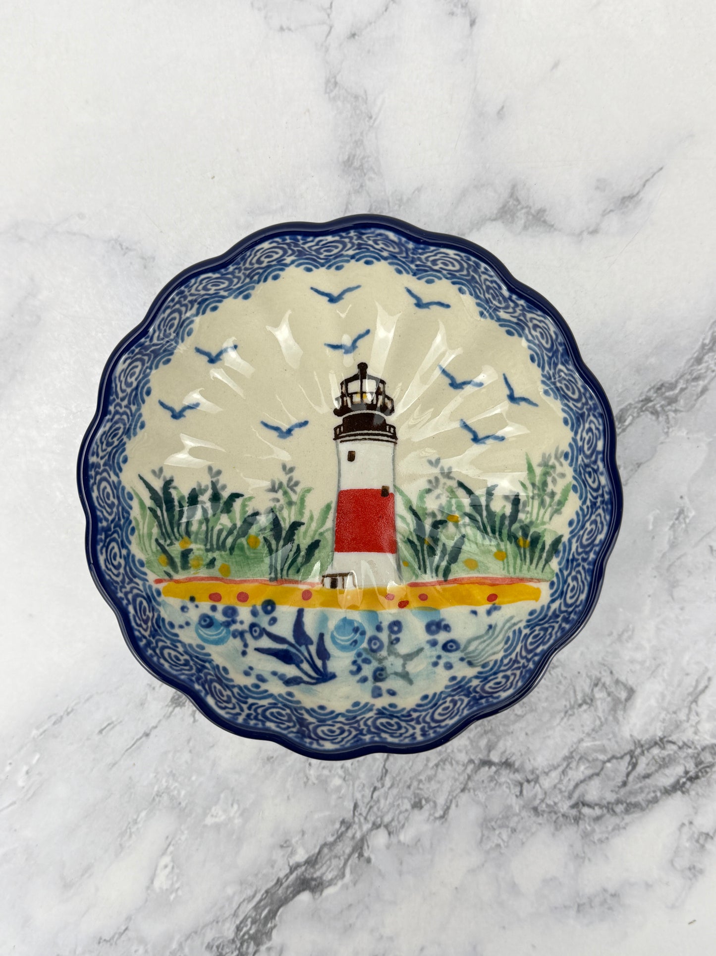 4.5" Unikat Scalloped Bowl - Shape 23 - Pattern U5220