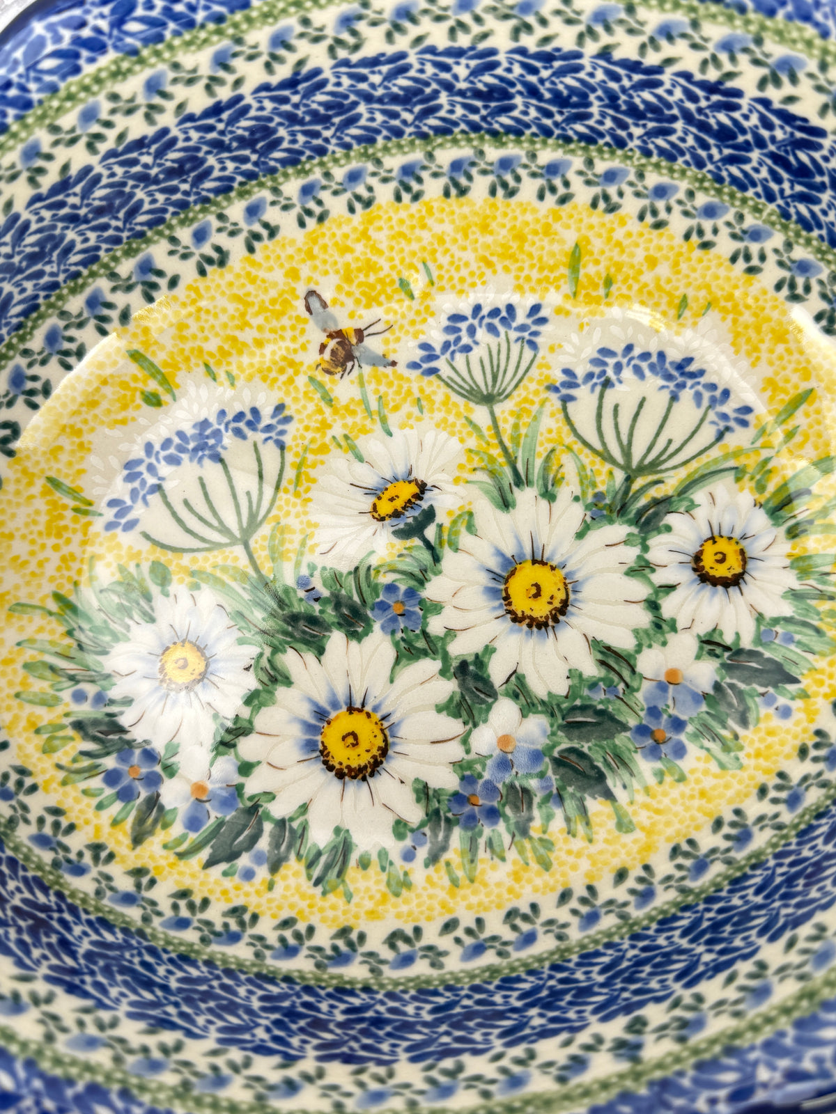 Scalloped Unikat Oval Bowl - Shape D78 - Pattern U5296