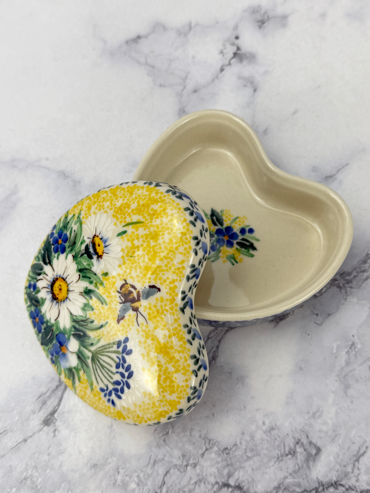 Covered Unikat Heart Dish - Shape G95 - Pattern U5296