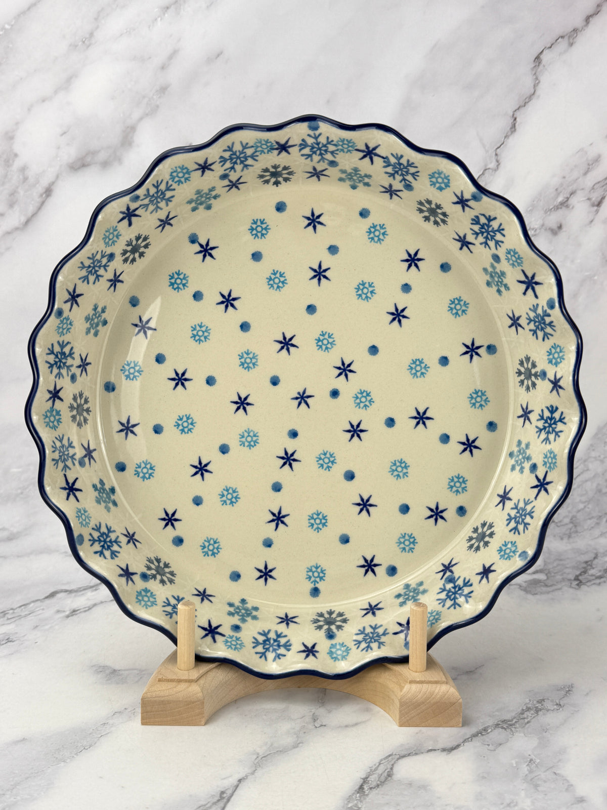 Ruffled Pie Plate / Round Baker  - Shape 636 - Pattern 2782