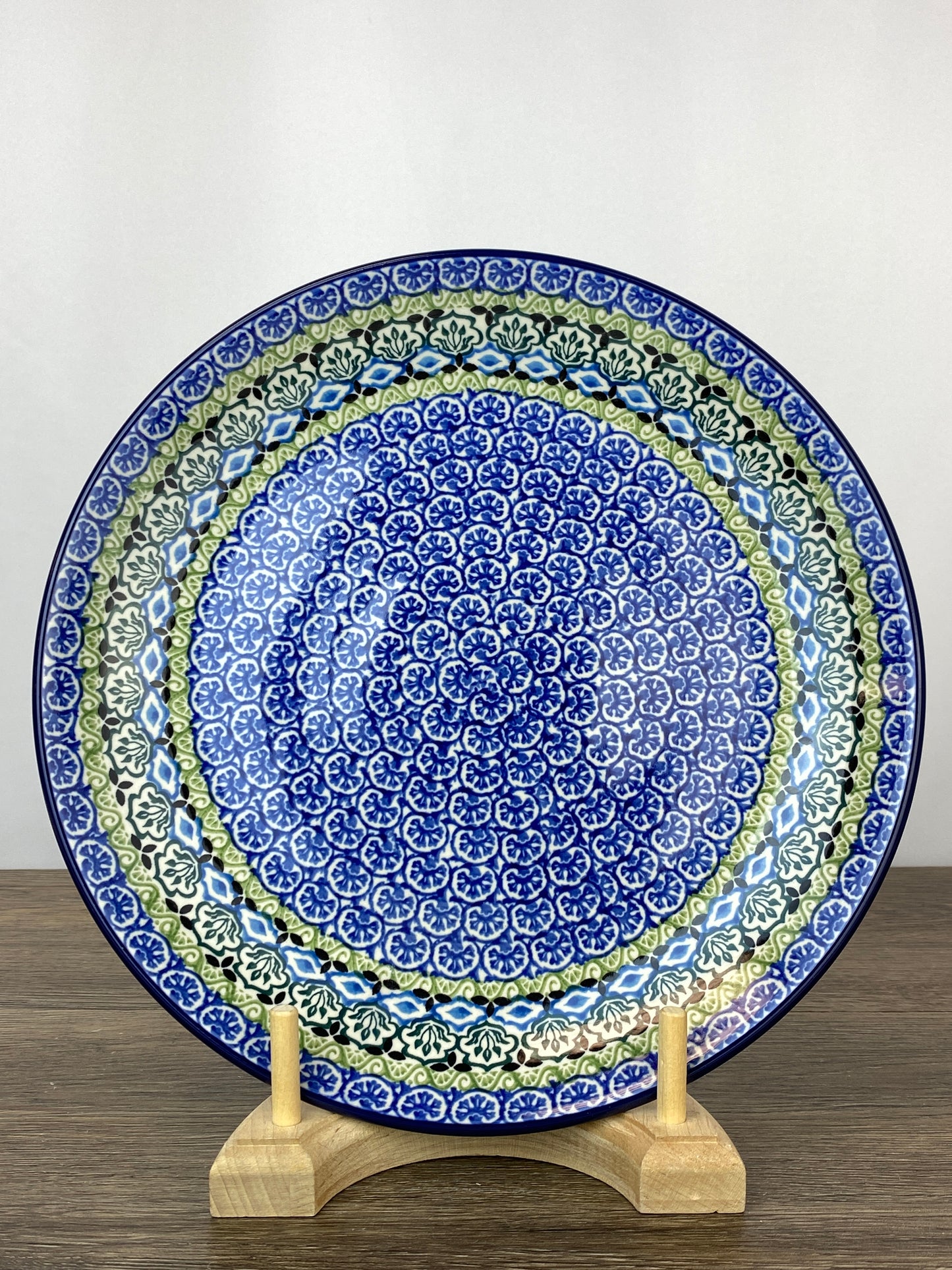 10.5" Dinner Plate - Shape 223 - Pattern 1858