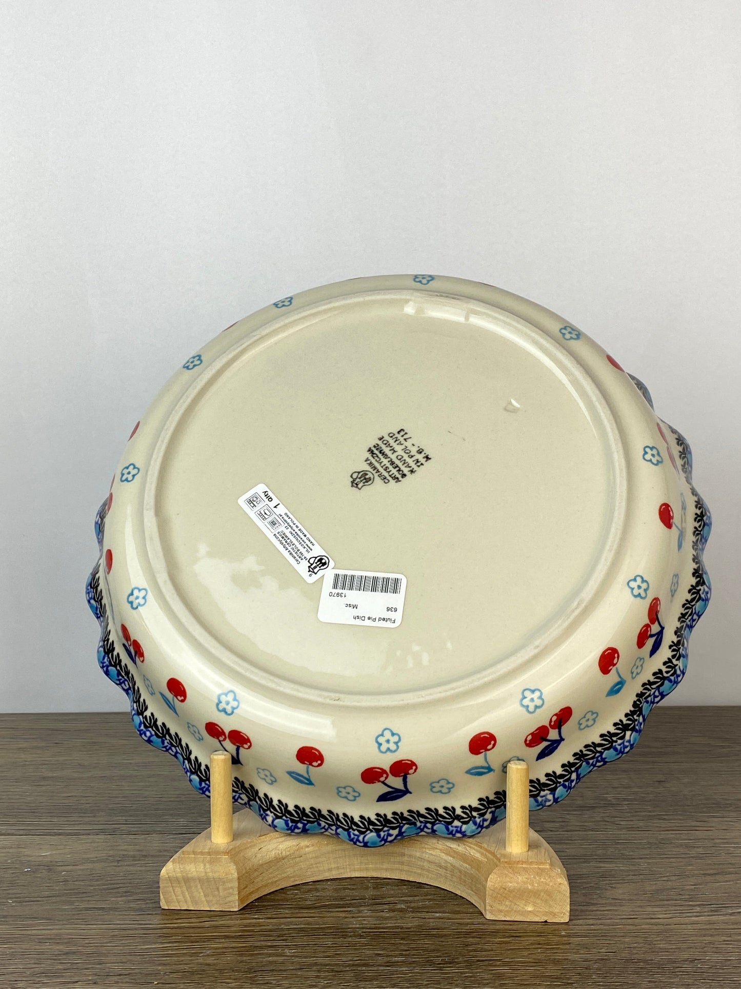 SALE Ruffled Pie Plate / Round Baking Dish - Shape 636 - Pattern 2701