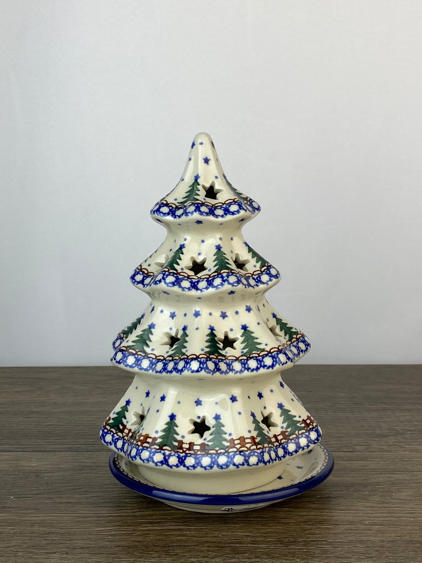 8" Christmas Tree - Shape 602 - Pattern 340