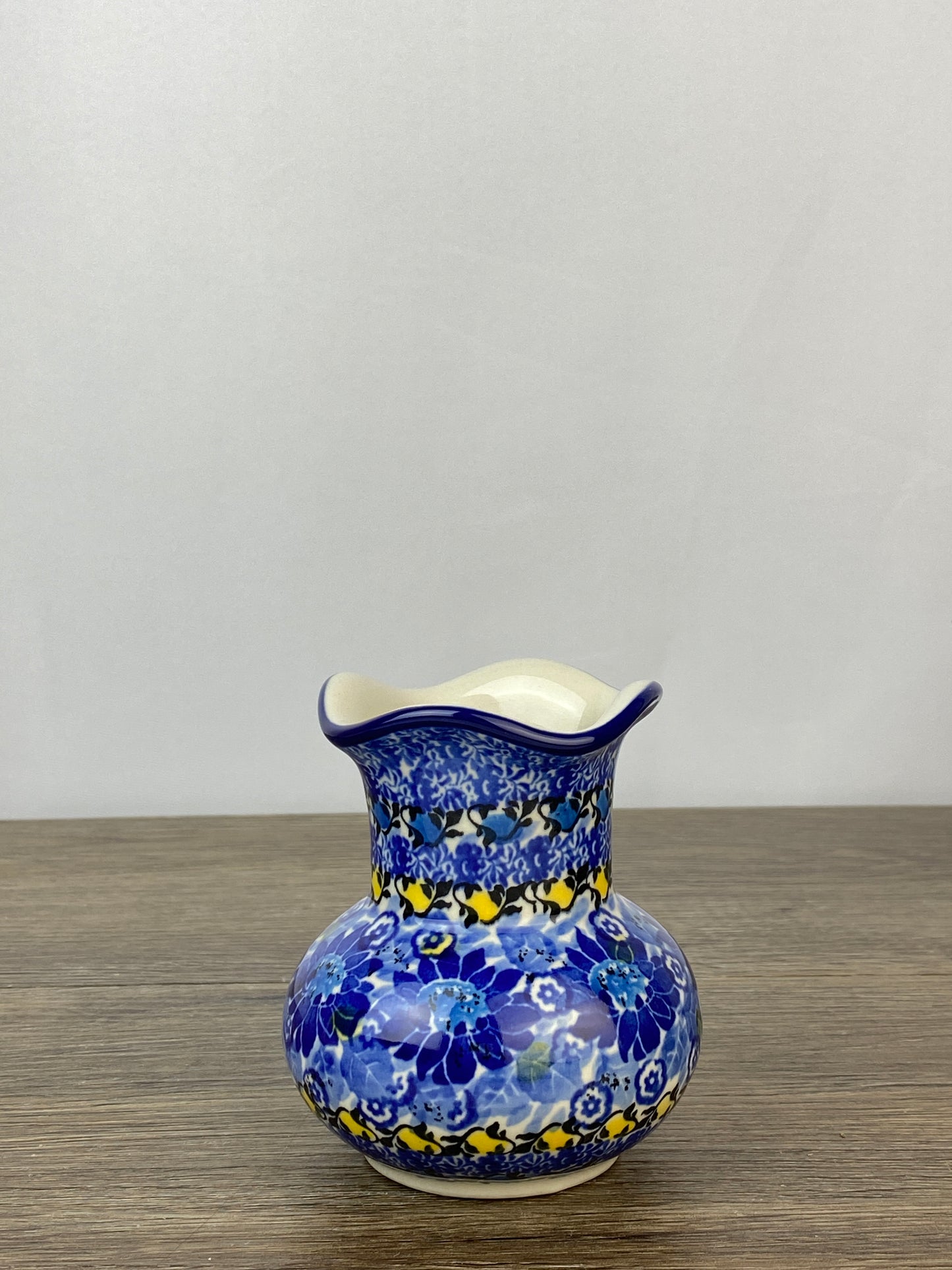Unikat Tulip Vase - Shape 968 - Pattern U4744