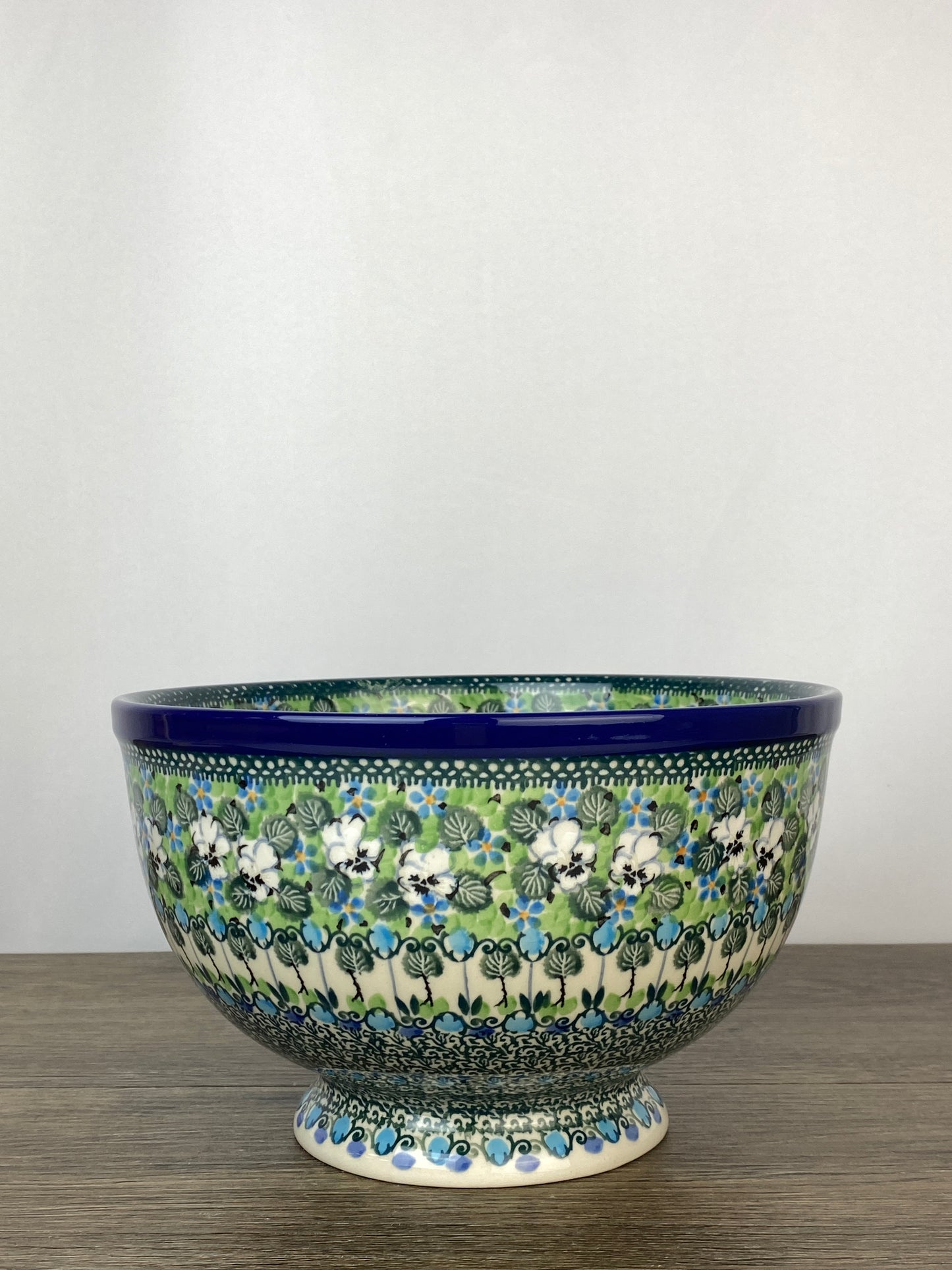 Unikat Pedestal Serving Bowl - Shape A14 - Pattern U4795