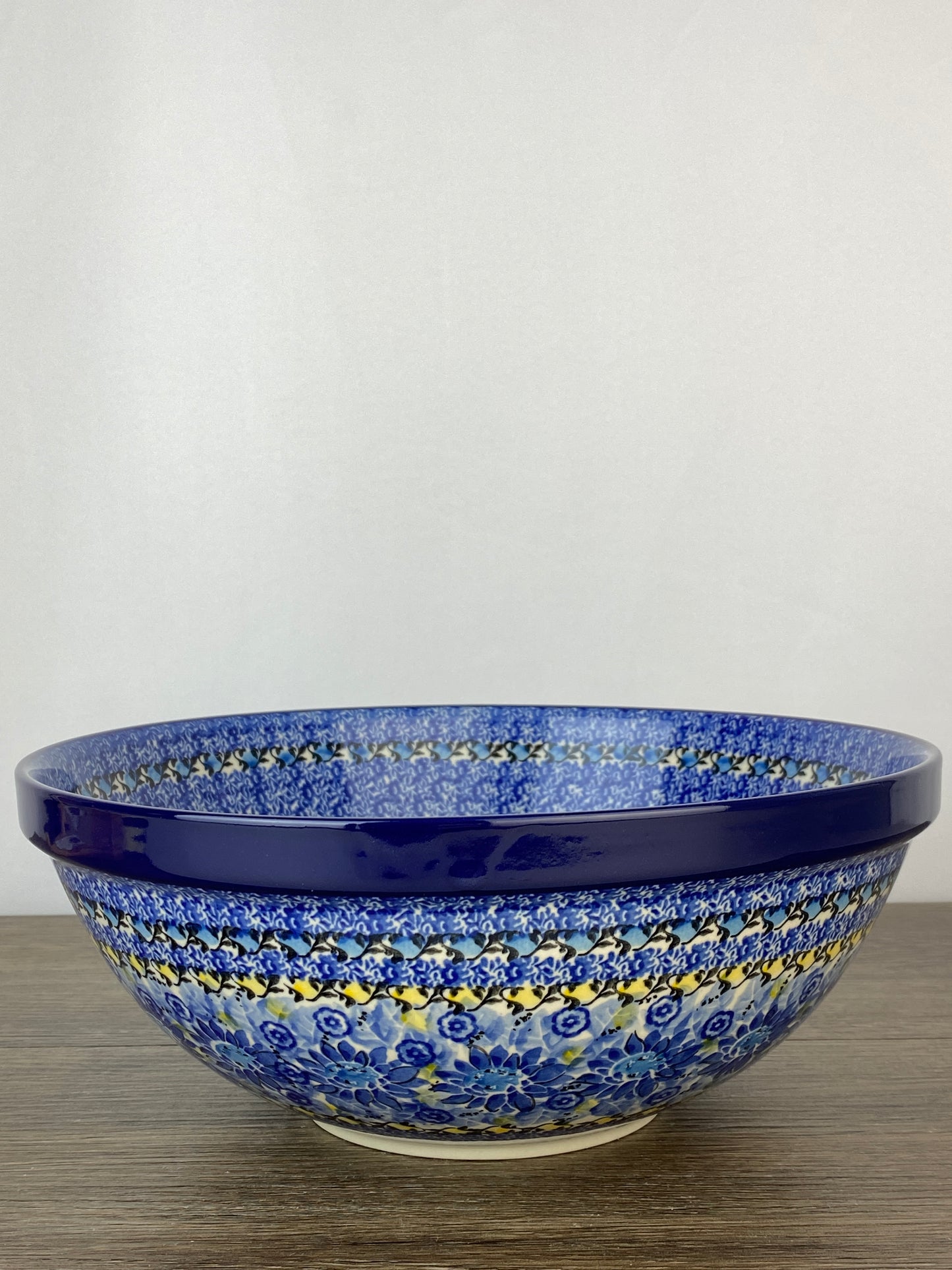 Large Unikat Kitchen / Serving  Bowl - Shape 55 - Pattern U4744