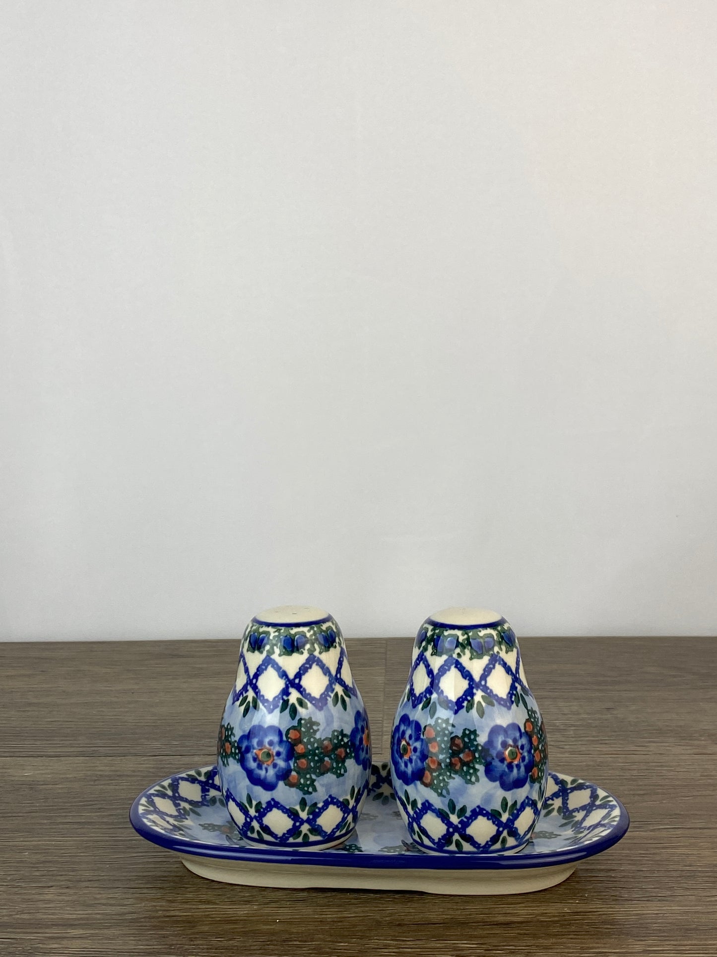 Unikat Salt and Pepper Set with Tray - Shape 131 - Pattern U1573