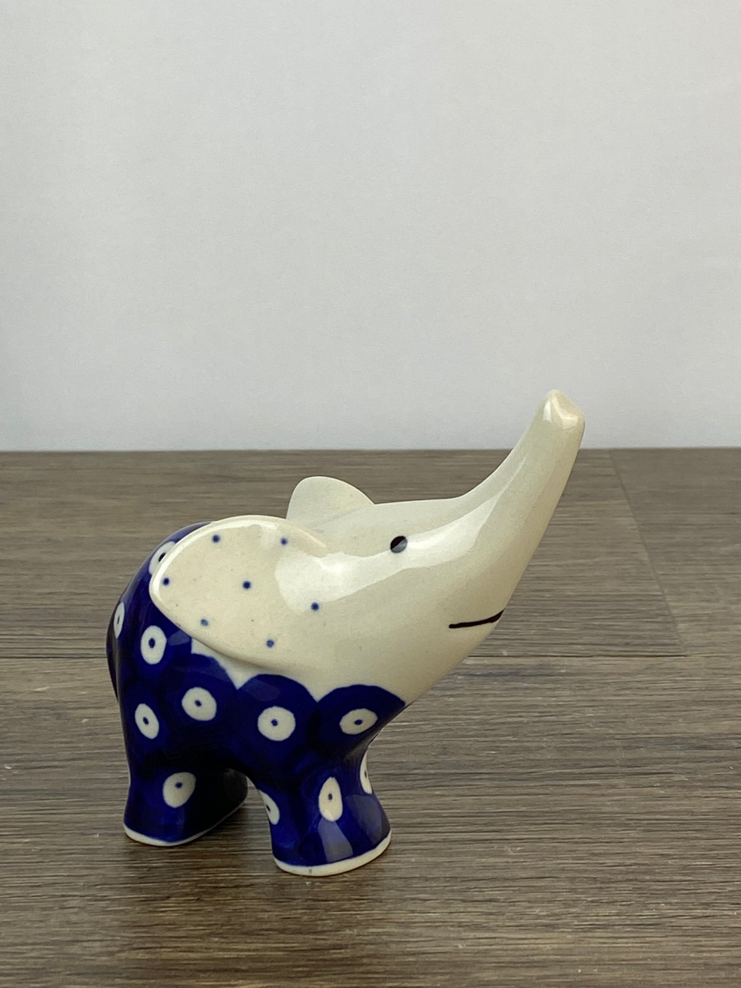 Elephant Figurine / Ring Holder - Shape A57 - Pattern 70a