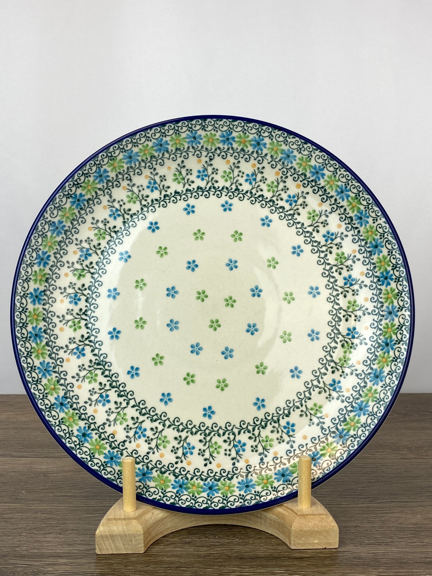 10.5" Dinner Plate - Shape 223 - Pattern 2362
