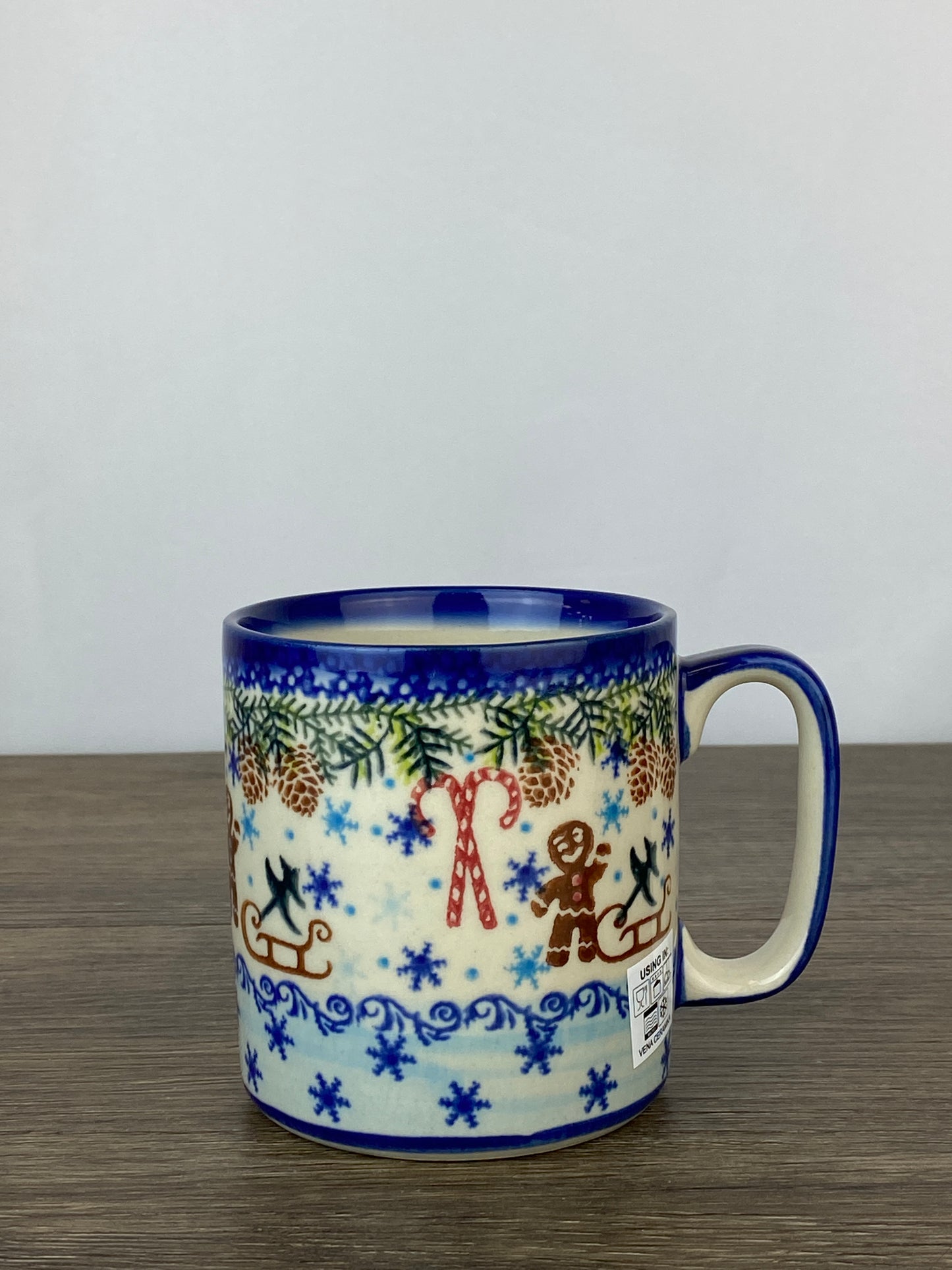 Vena Unikat 12oz Holiday Mug - Shape V055 - Pattern U626 Gingerbread Man