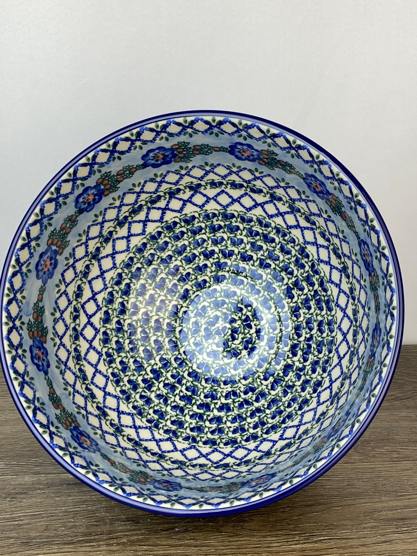 Unikat Wedding Bowl - Shape 215 - Pattern U1573