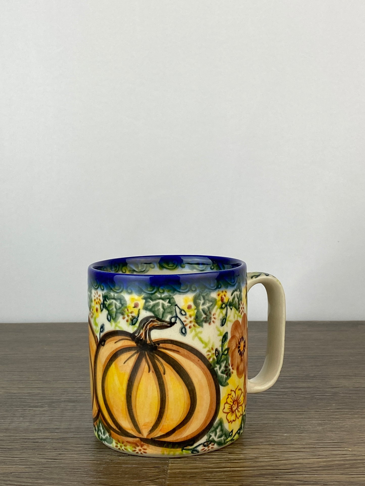 Vena Unikat 12oz Mug - Shape V055 - Pumpkins A567