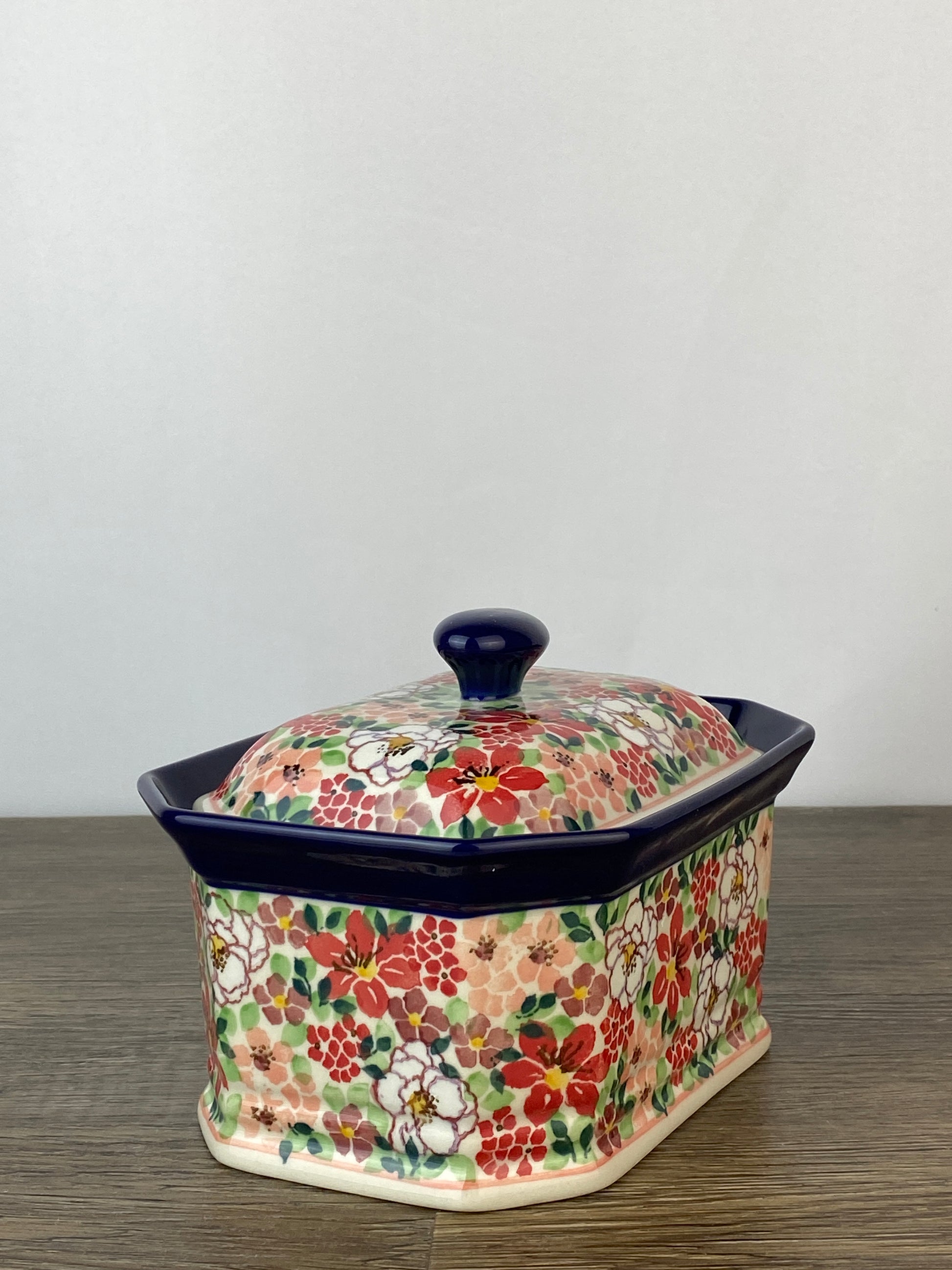 Small Unikat Cake Box - Shape 382 - Pattern U5004 – Polish Pottery Westlake