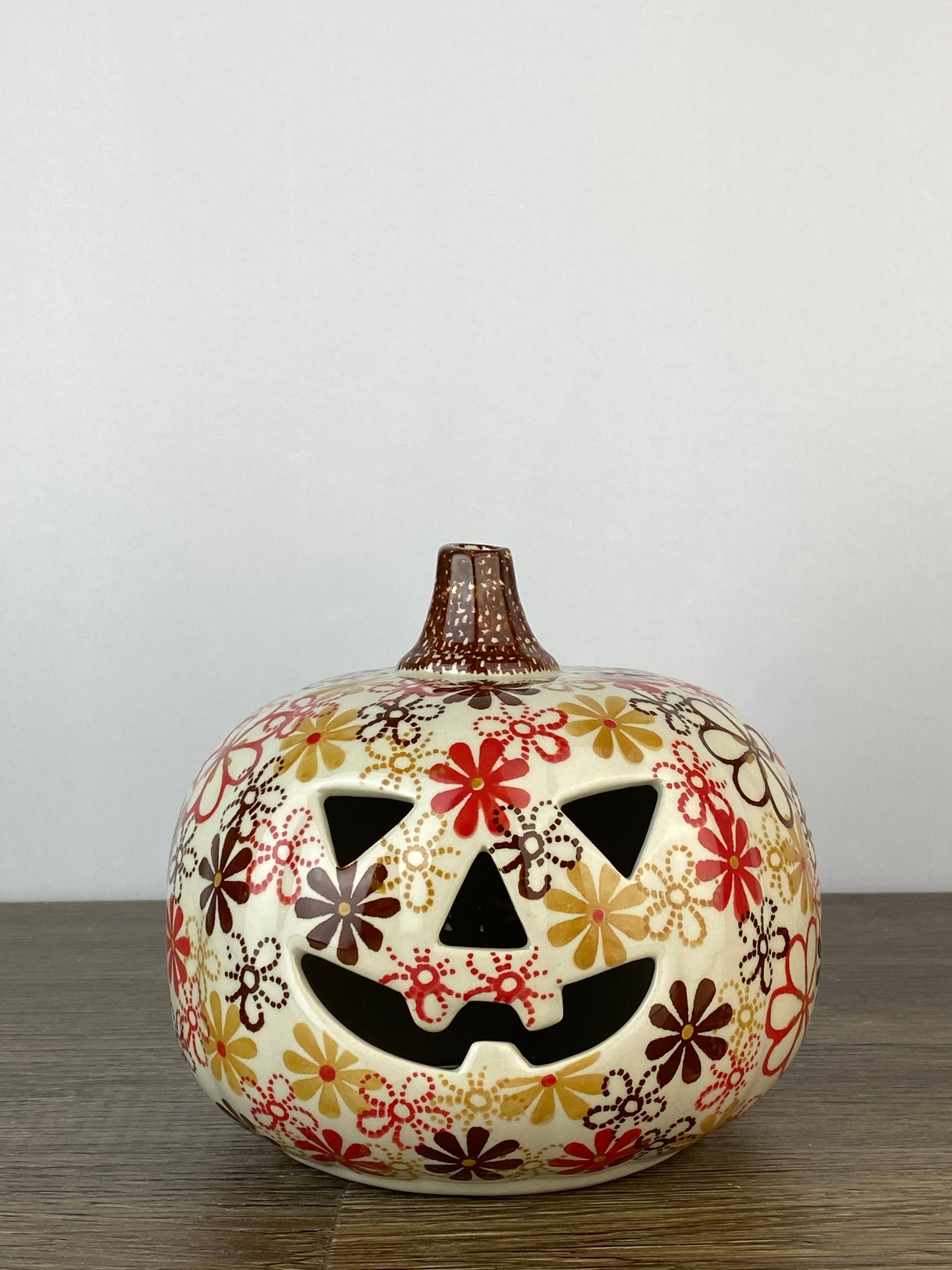 SALE Andy Large Jack-O-Lantern - Retro Flower