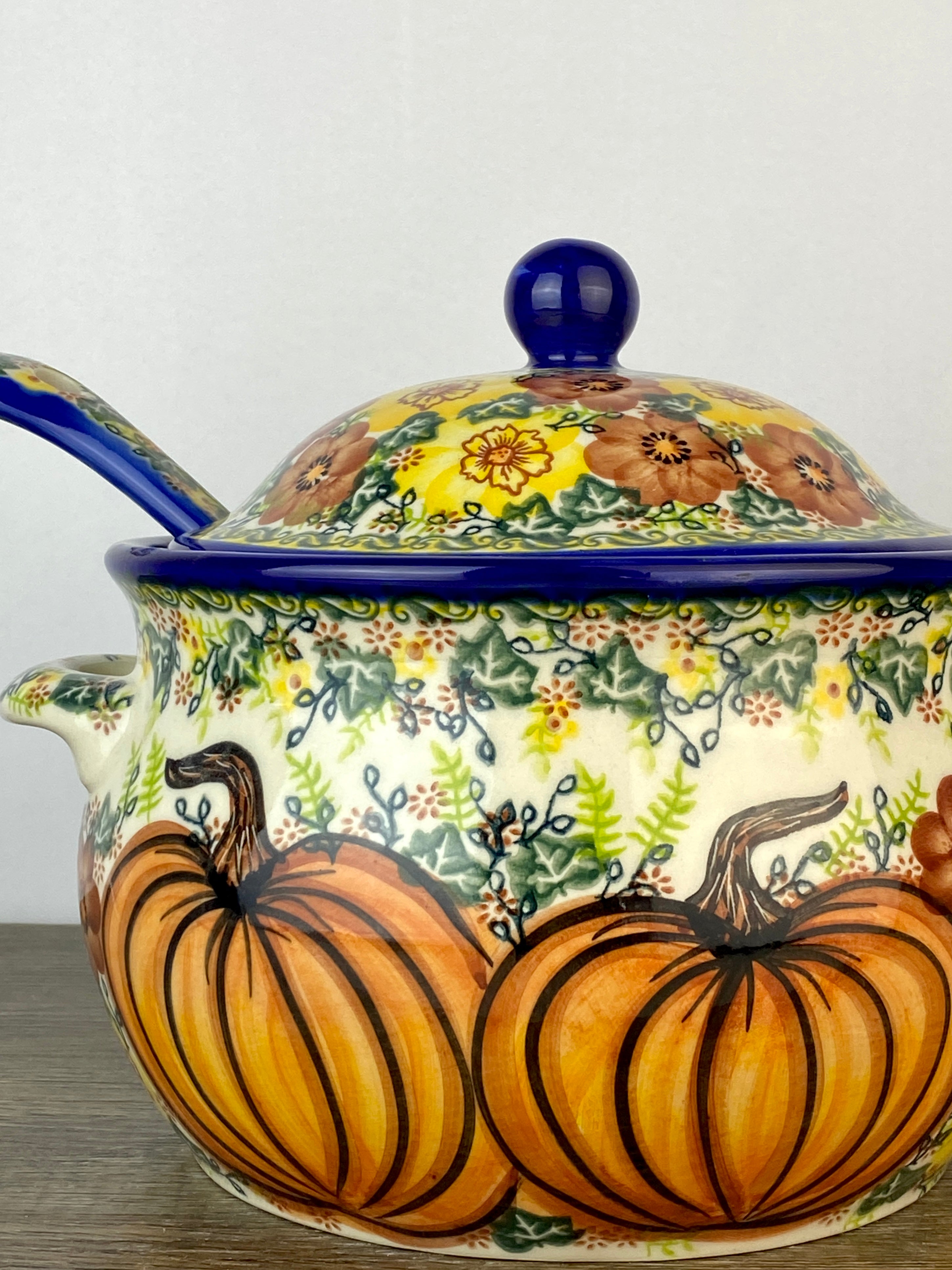 The Pumpkin Tureen - Pattern A567 – Polish Pottery Westlake