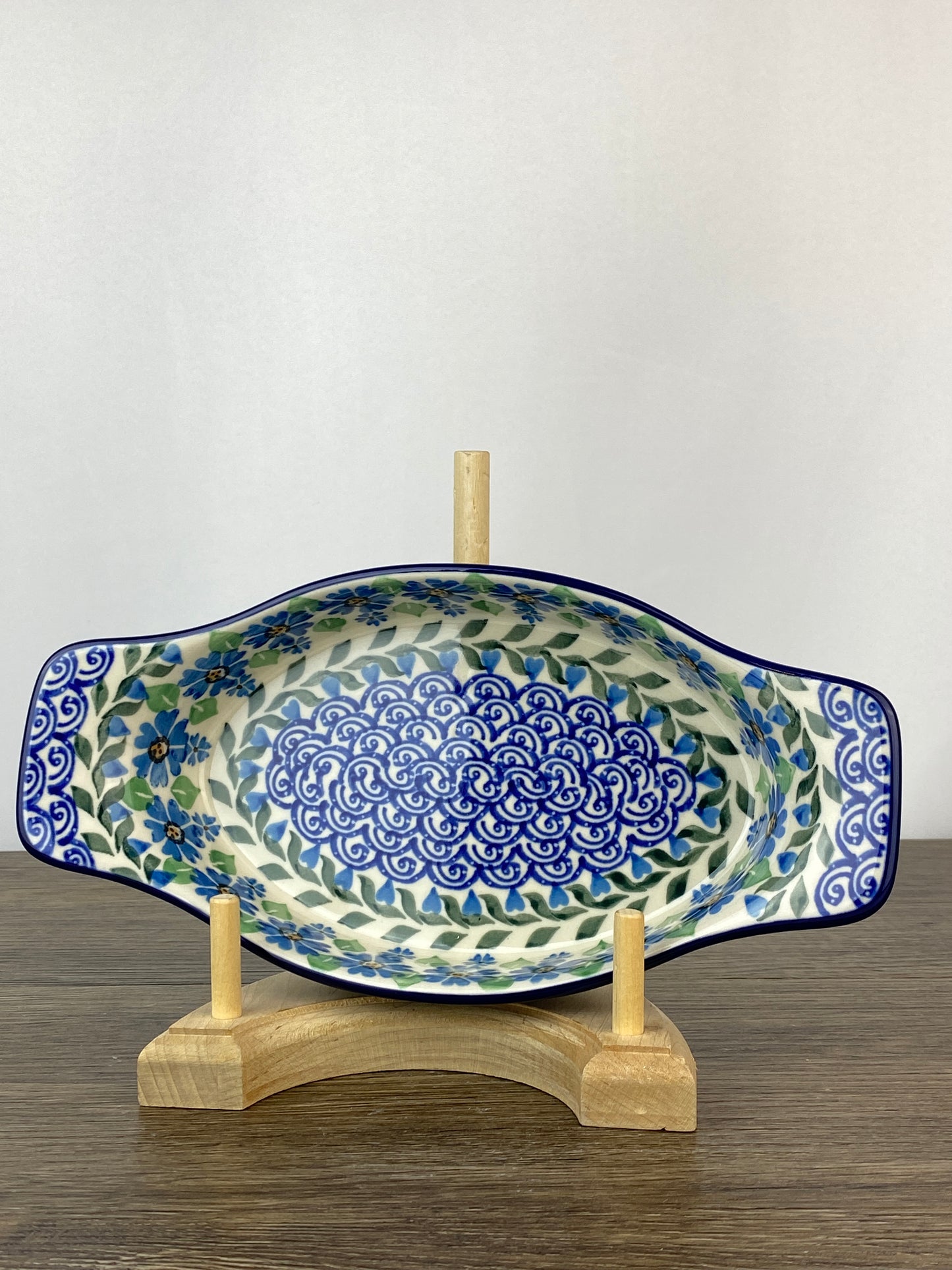 Oval Baker with Handles - Shape A32  - Pattern 1426