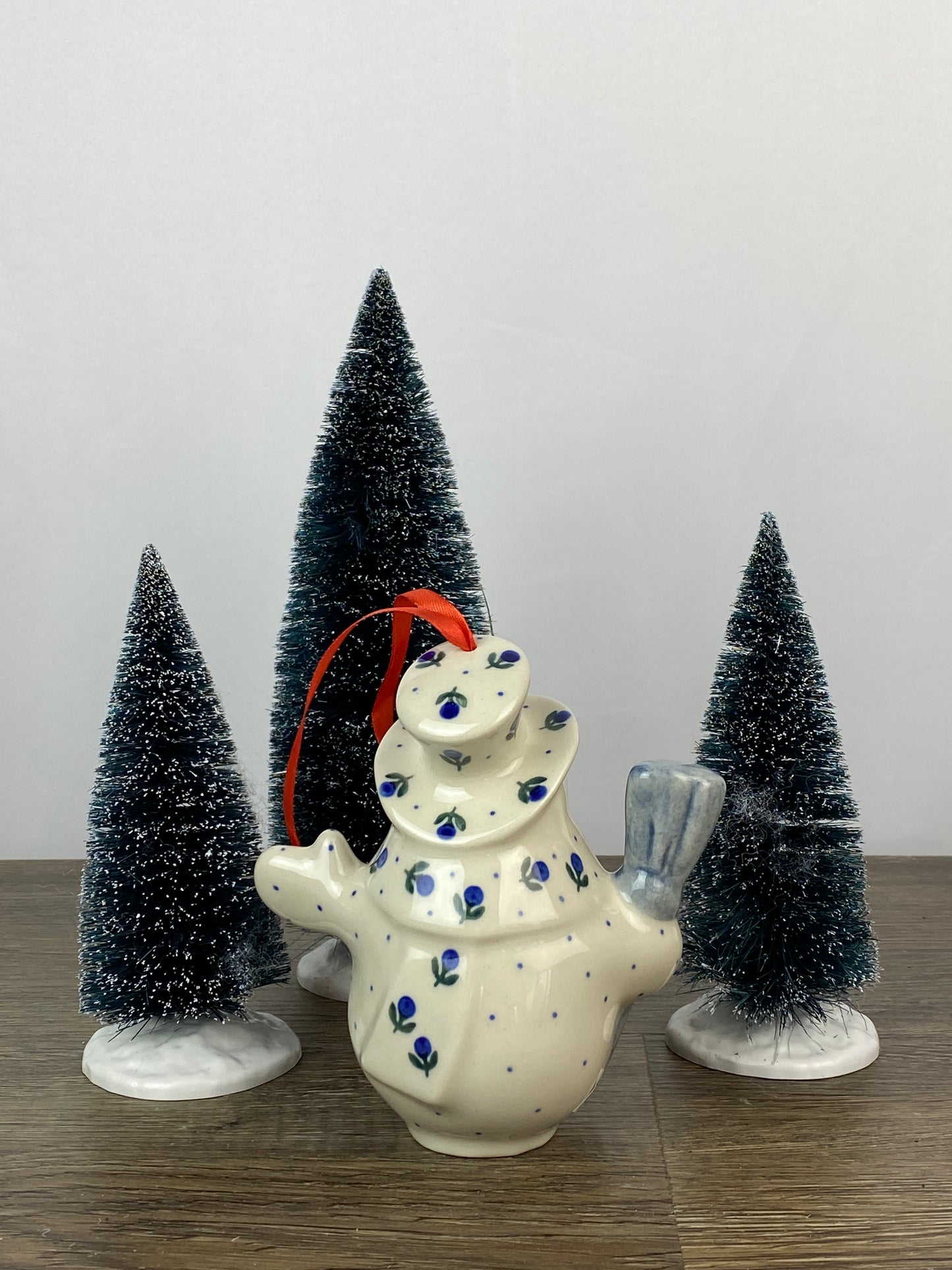 SALE Tall Snowman Ornament - Shape F62 - Pattern 135