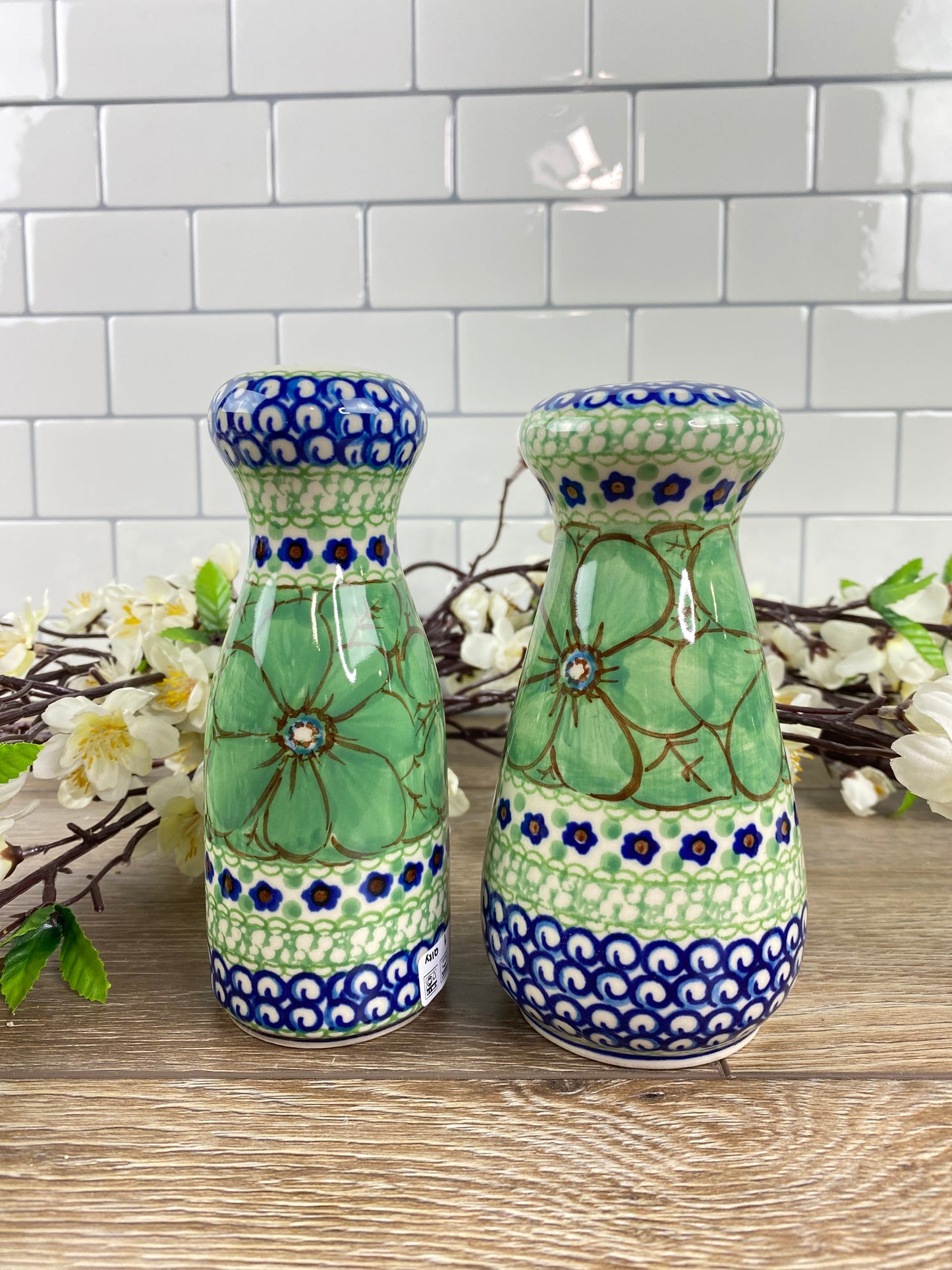 Tall Salt and Pepper Set - Shapes 977 and 978 - Pattern U408D