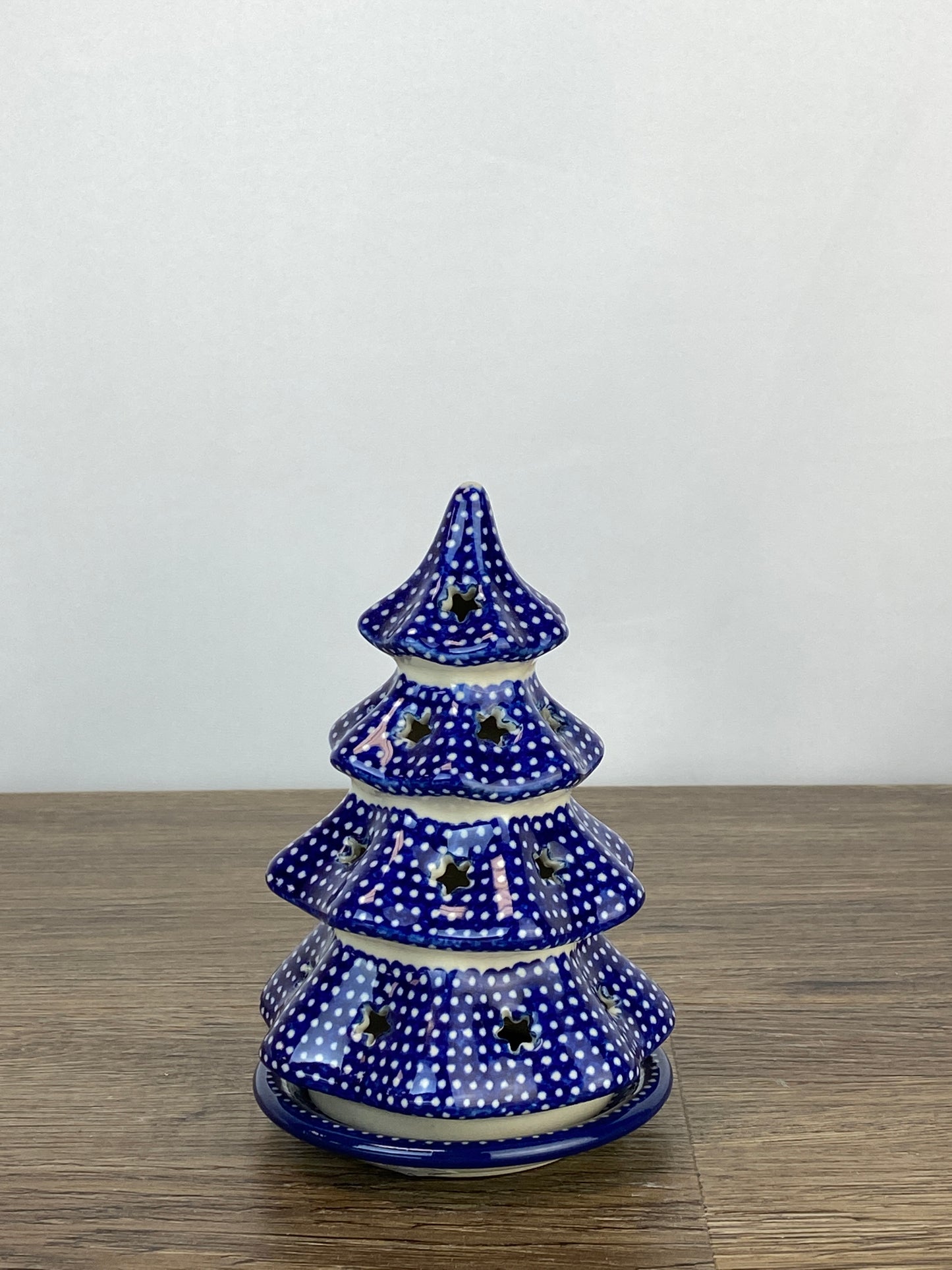 Small 6" Unikat Christmas Tree - Shape 512 - Pattern U1123