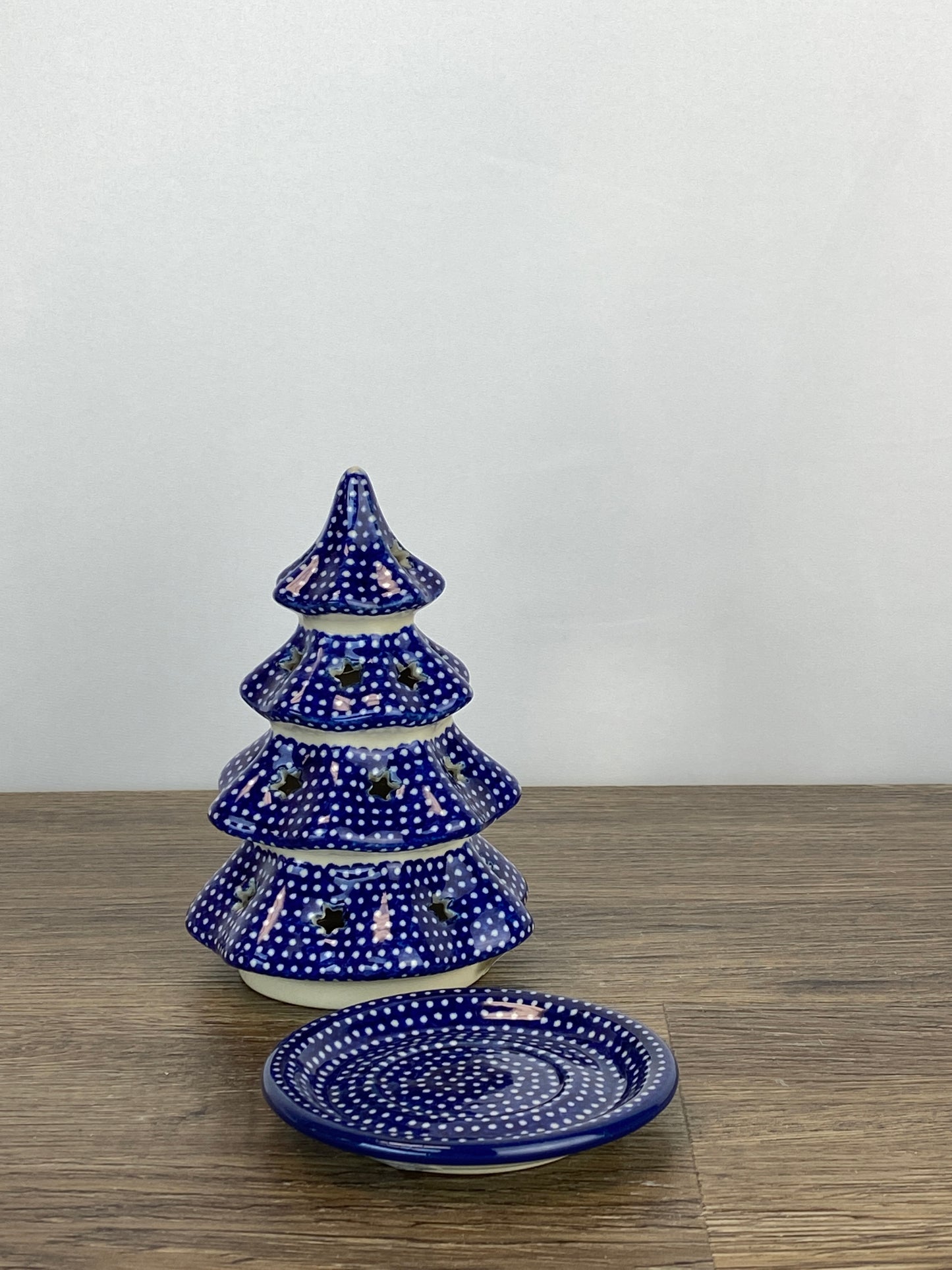 Small 6" Unikat Christmas Tree - Shape 512 - Pattern U1123