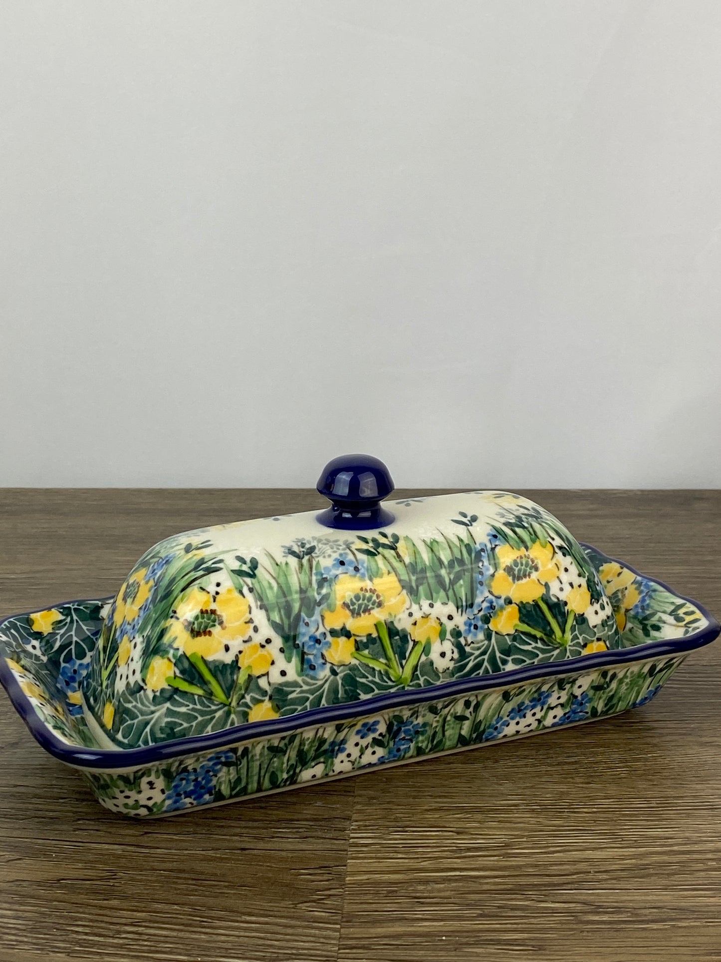 SALE Fancy Covered Unikat Dish - Shape A65 - Pattern U4880