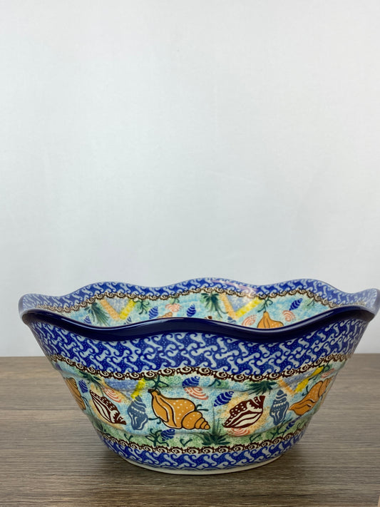 SALE Large Wavy Unikat Serving Bowl - Shape 692 - Pattern U1899