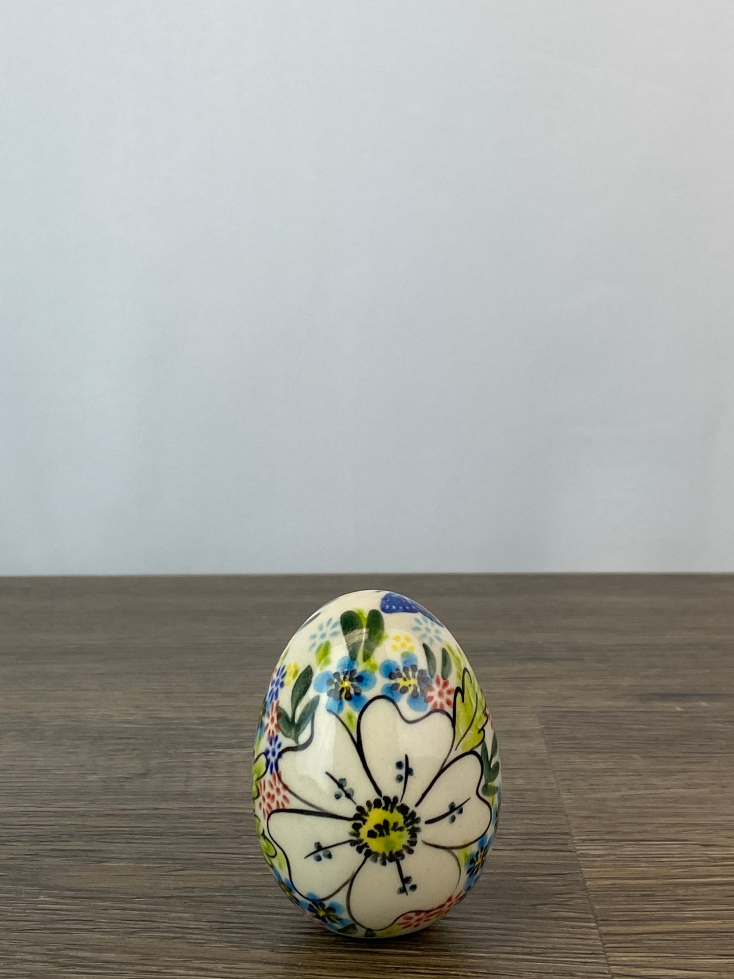 Vena Large Ceramic Easter Egg - Shape V037 - Pattern A542