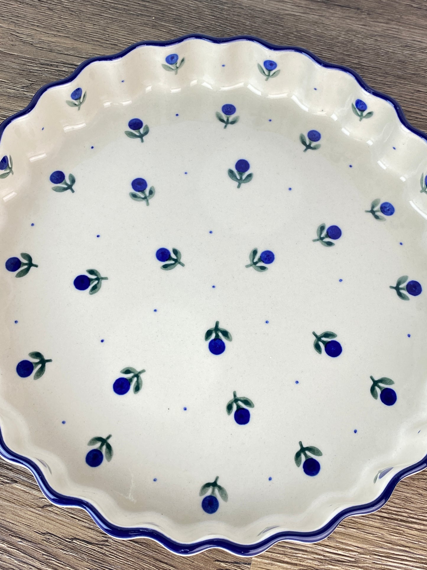 Ruffled Quiche / Tart Dish - Shape 637 - Pattern 135