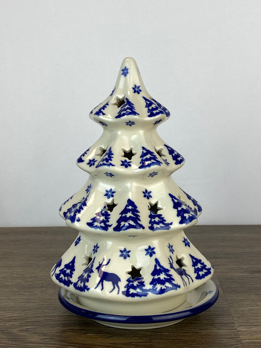 8" Christmas Tree - Shape 602 - Pattern 1931