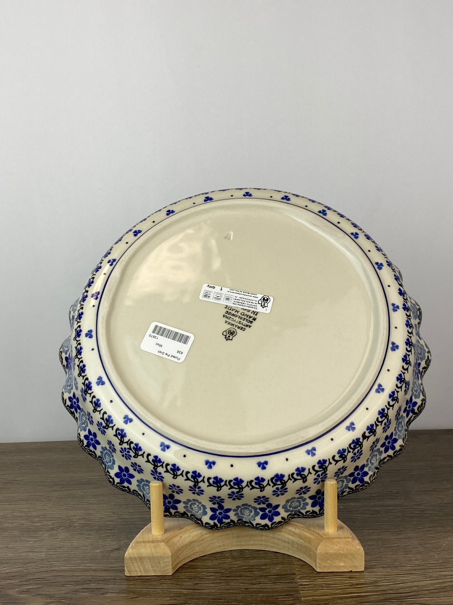 Ruffled Pie Plate / Round Baking Dish - Shape 636 - Pattern 1829