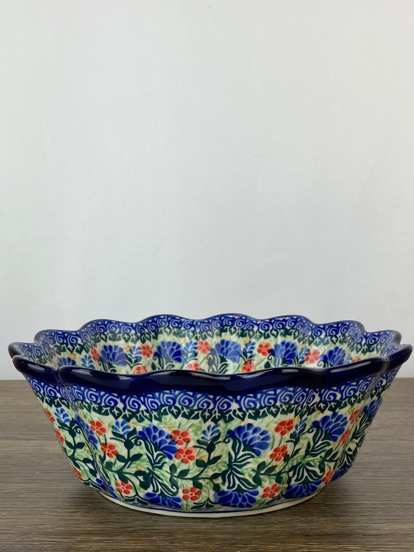 Large Scalloped Unikat Bowl - Shape 913 - Pattern U2096