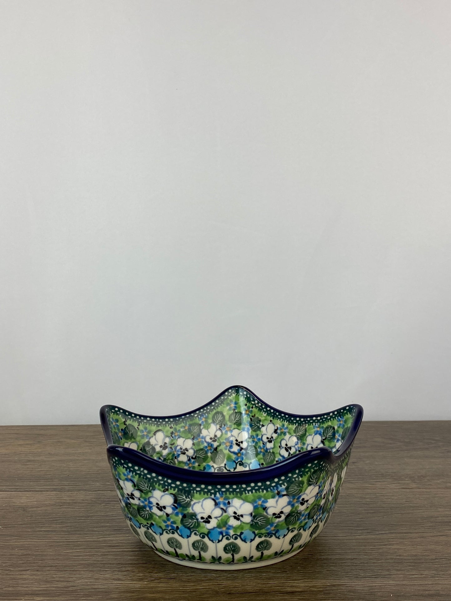 Five Pointed Unikat Star Bowl - Shape 814 - Pattern U4795